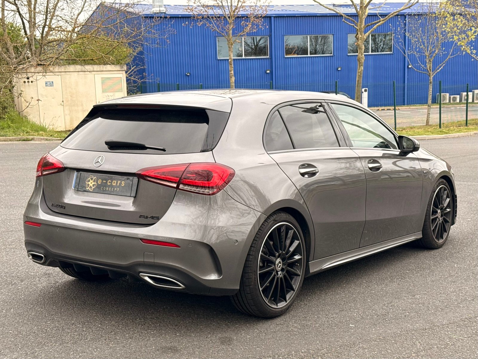 MERCEDES-BENZ Classe A 200 d 2.0 d 8G-DCT 150 cv Boîte auto / AMG Line Édition