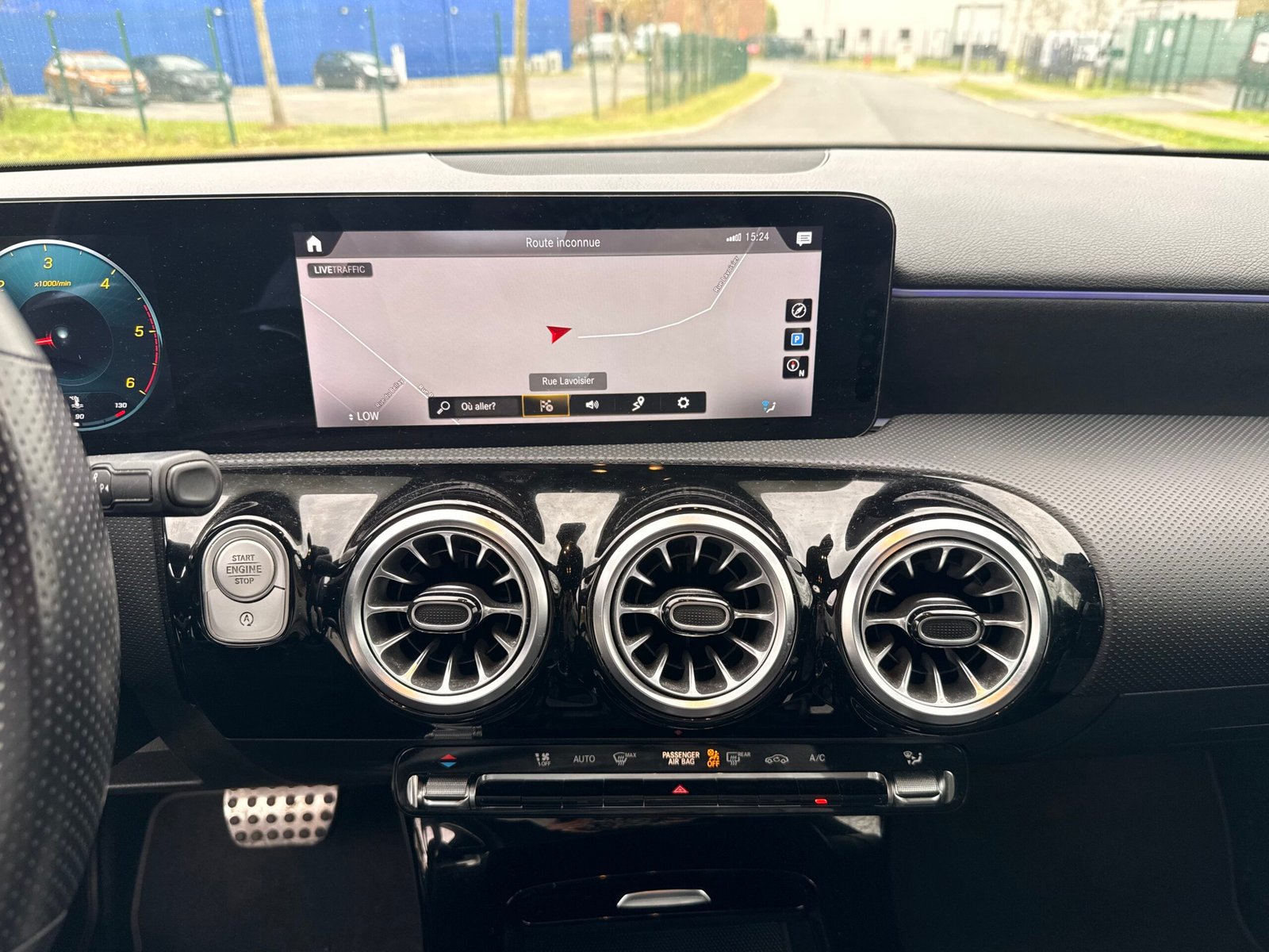 MERCEDES-BENZ Classe A 200 d 2.0 d 8G-DCT 150 cv Boîte auto / AMG Line Édition