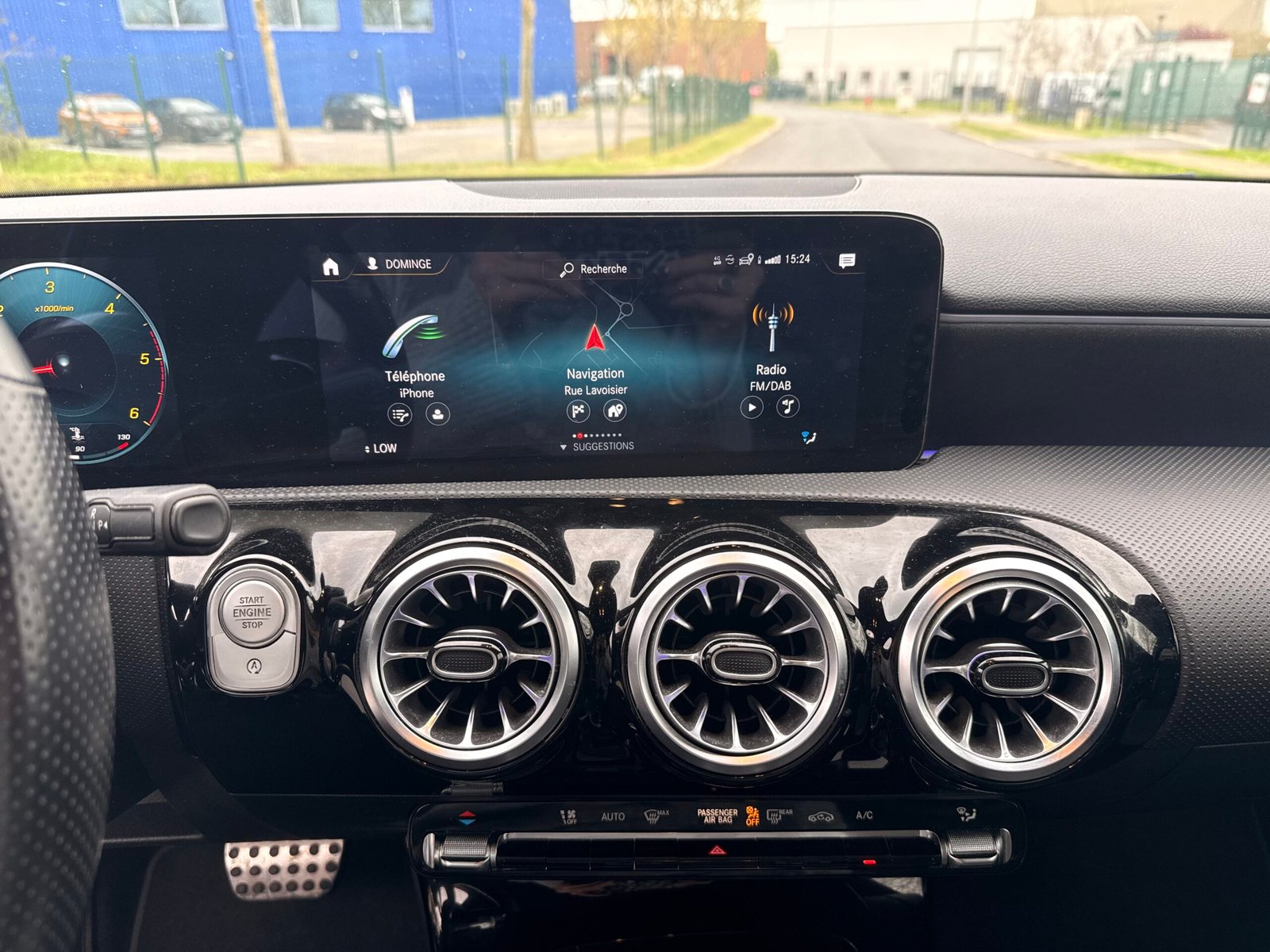 MERCEDES-BENZ Classe A 200 d 2.0 d 8G-DCT 150 cv Boîte auto / AMG Line Édition