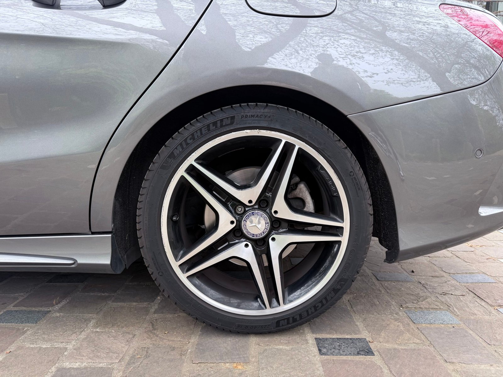 Mercedes-Benz CLA220d Amg Line 7G-DCT