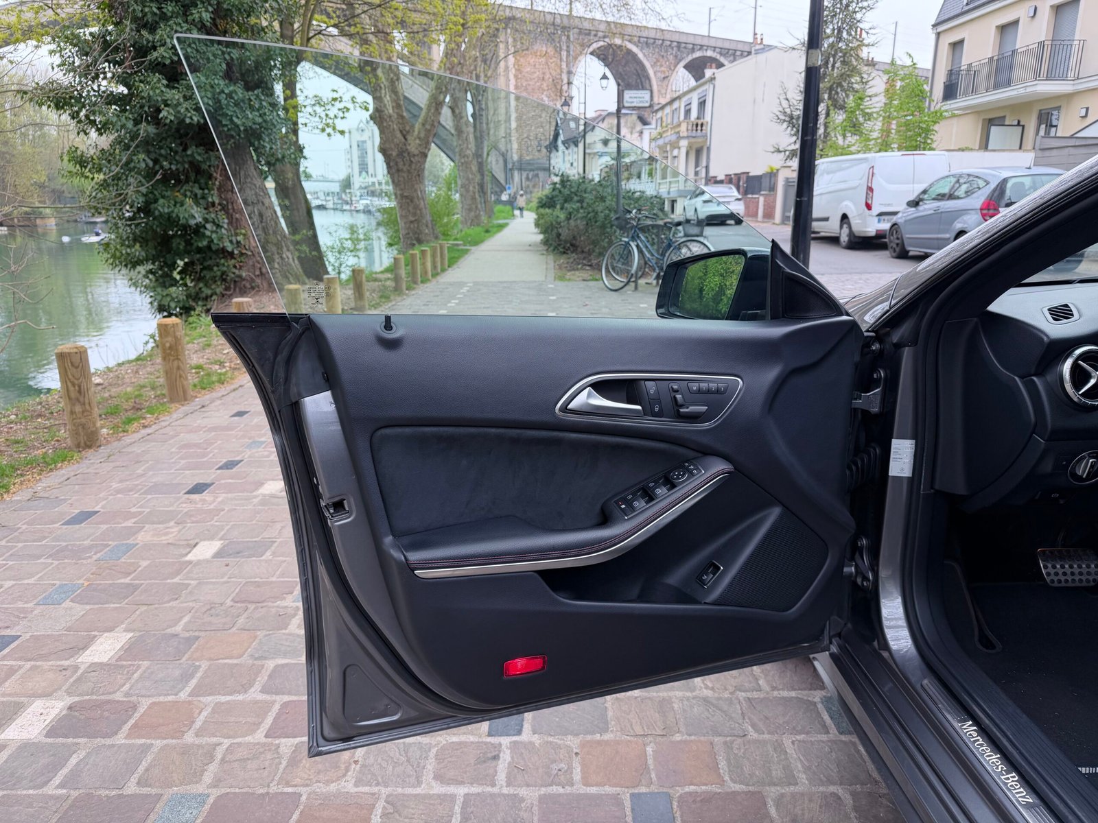 Mercedes-Benz CLA220d Amg Line 7G-DCT