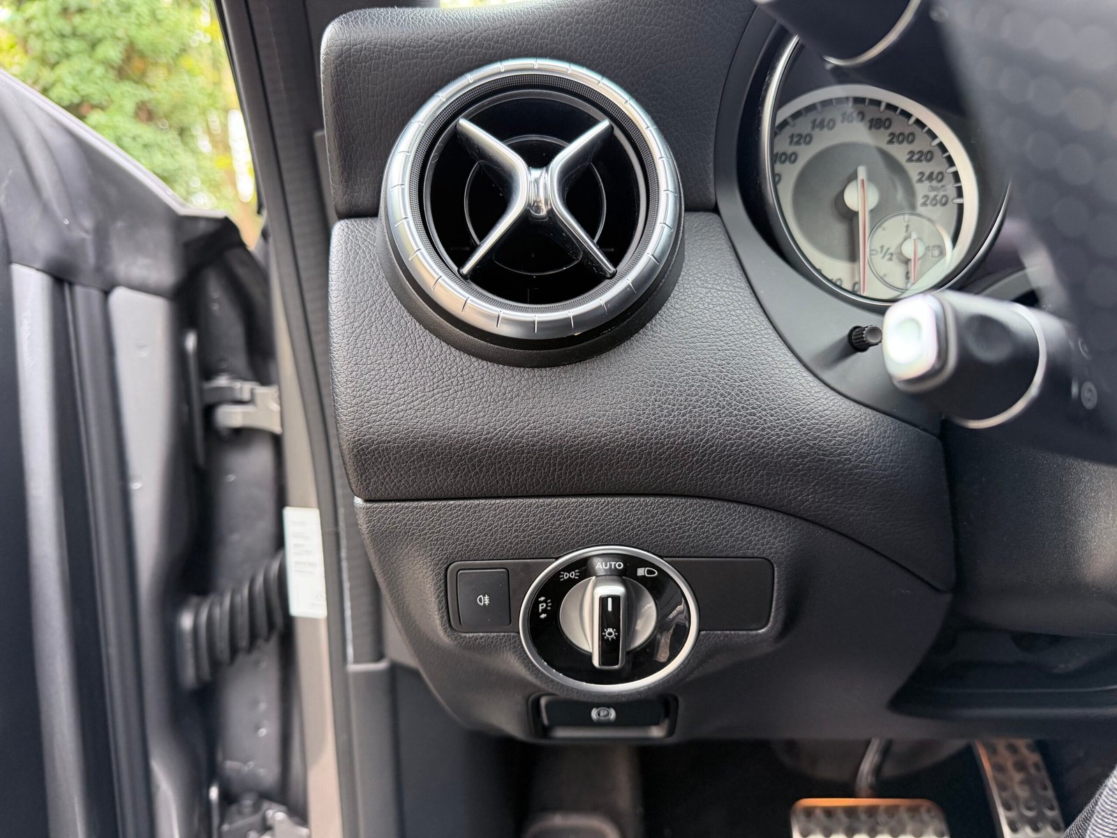 Mercedes-Benz CLA220d Amg Line 7G-DCT