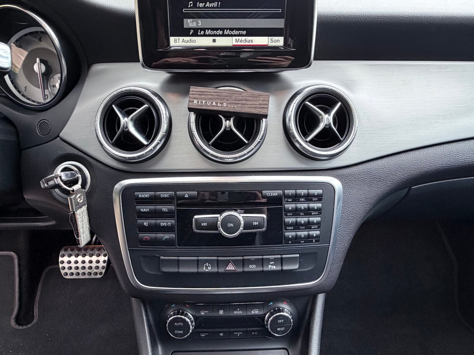 Mercedes-Benz CLA220d Amg Line 7G-DCT