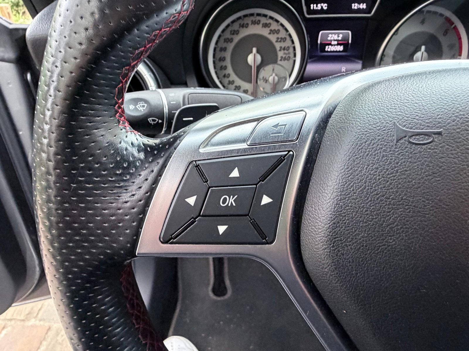 Mercedes-Benz CLA220d Amg Line 7G-DCT