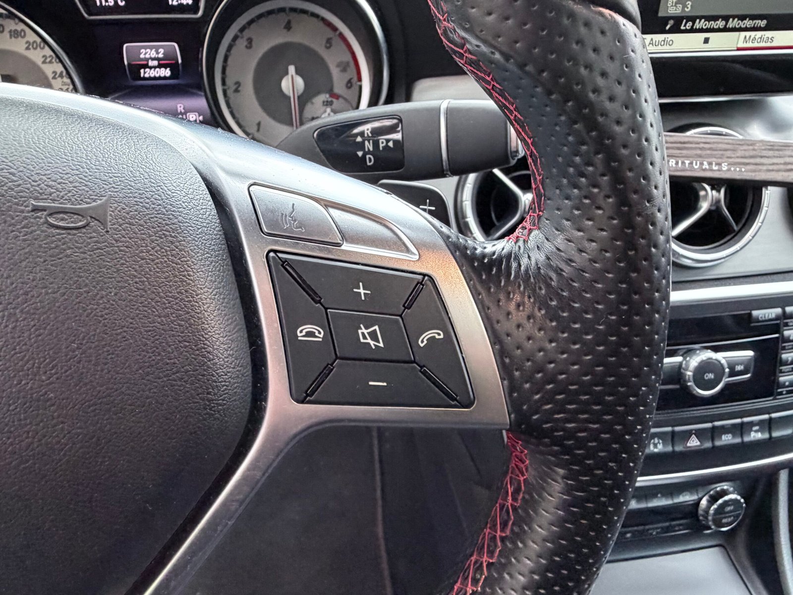 Mercedes-Benz CLA220d Amg Line 7G-DCT