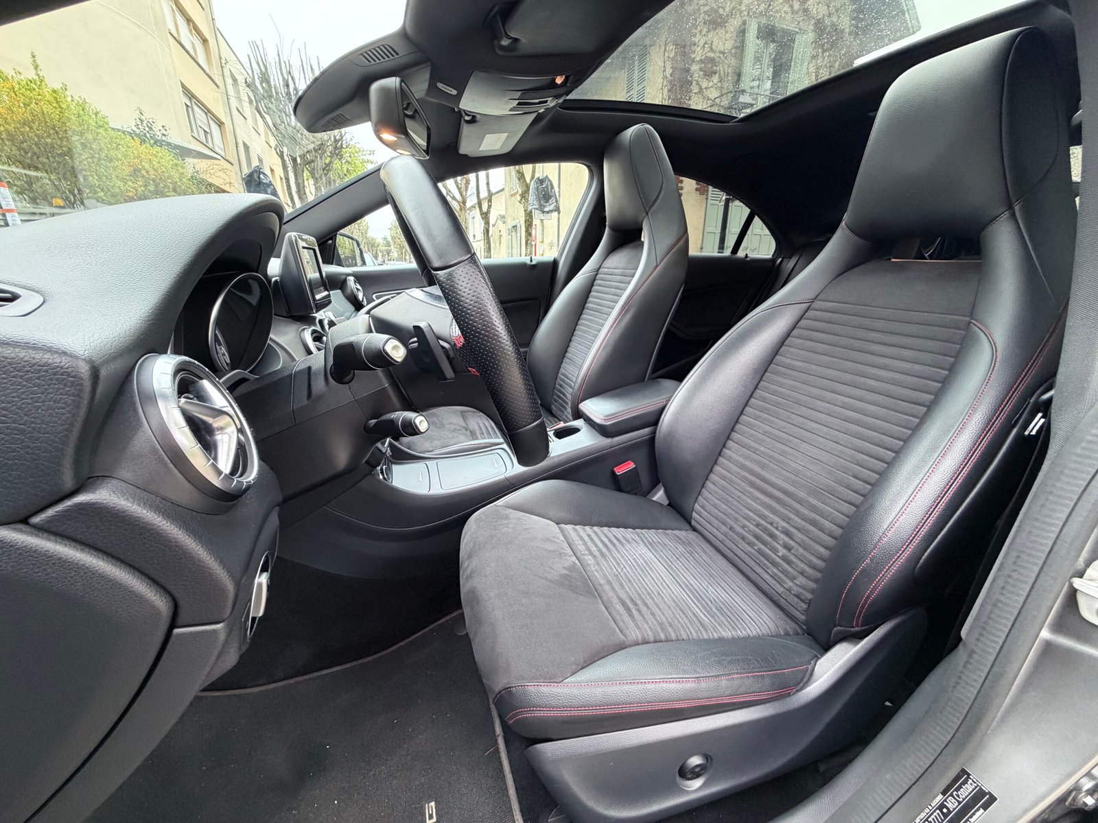 Mercedes-Benz CLA220d Amg Line 7G-DCT