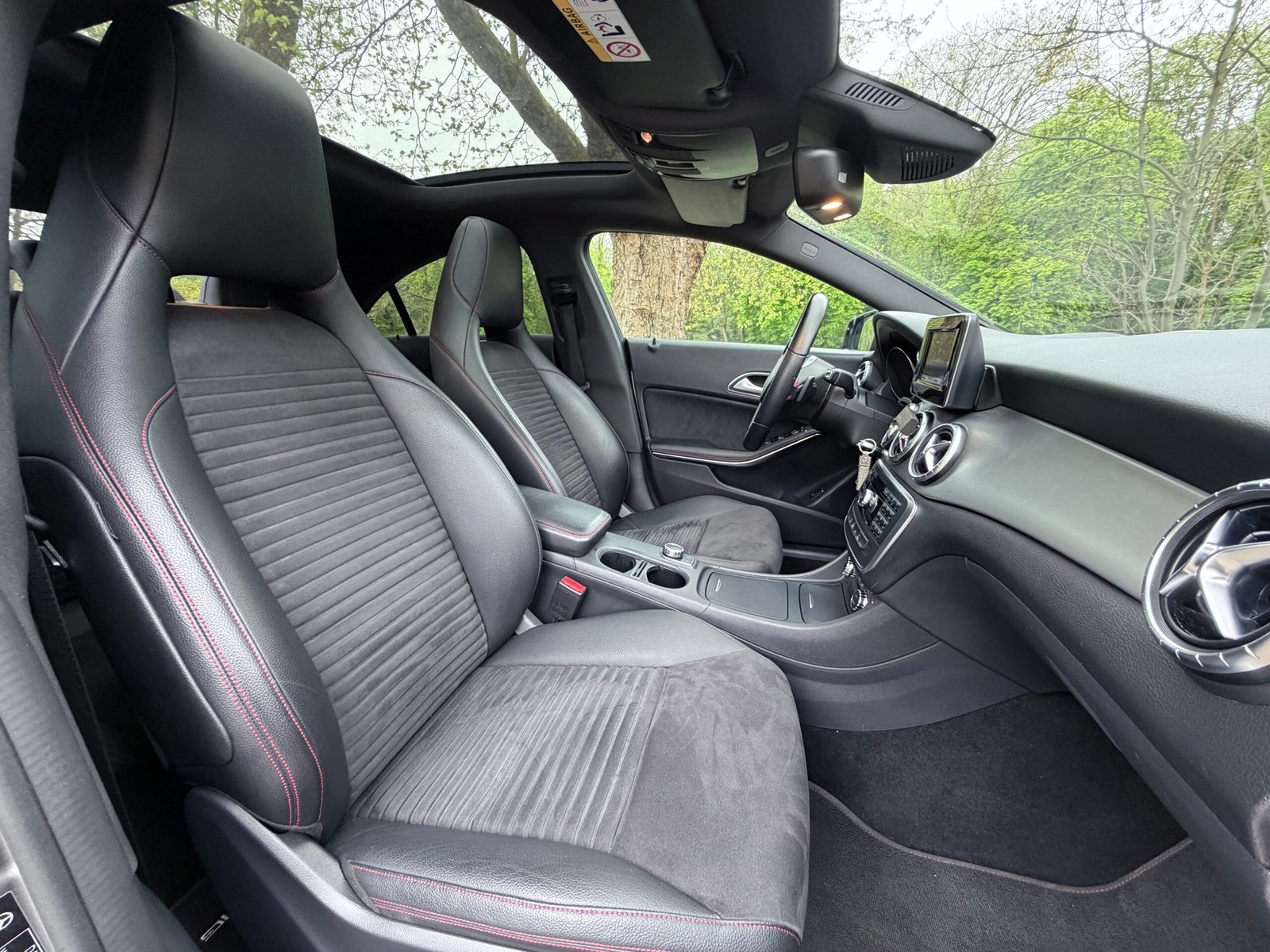 Mercedes-Benz CLA220d Amg Line 7G-DCT