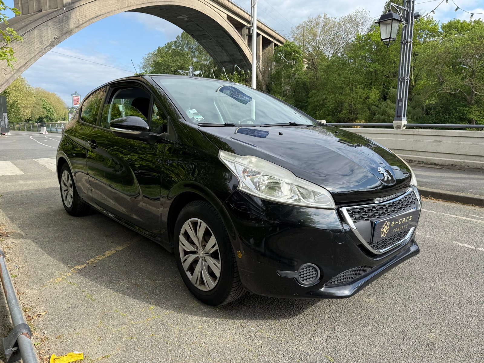 Peugeot 208 1.0 68ch active flexfuel