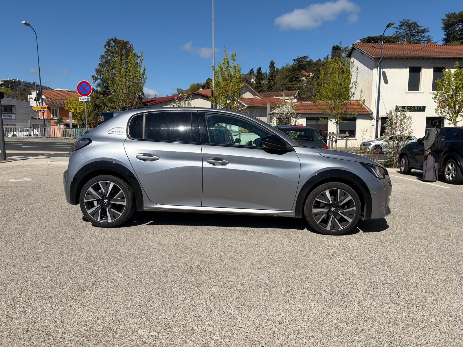 Peugeot 308 GT LINE automatique 1,2 puretech 130ch