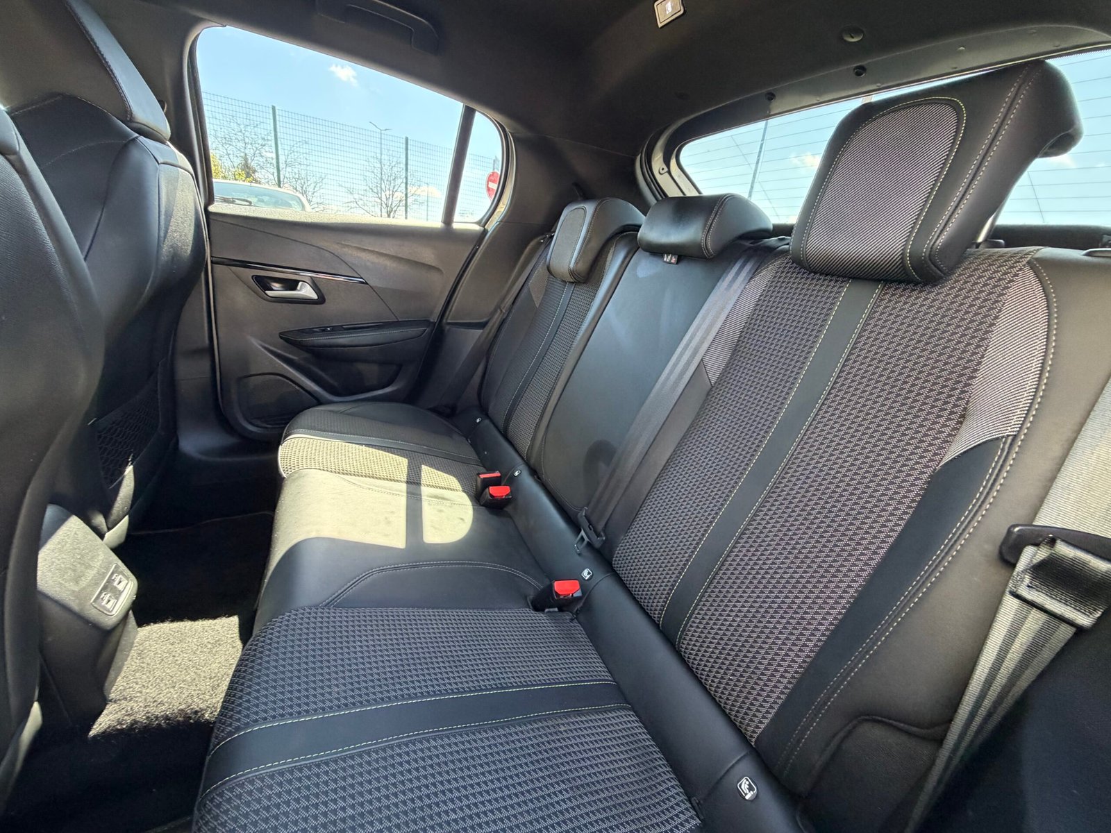 Peugeot 308 GT LINE automatique 1,2 puretech 130ch