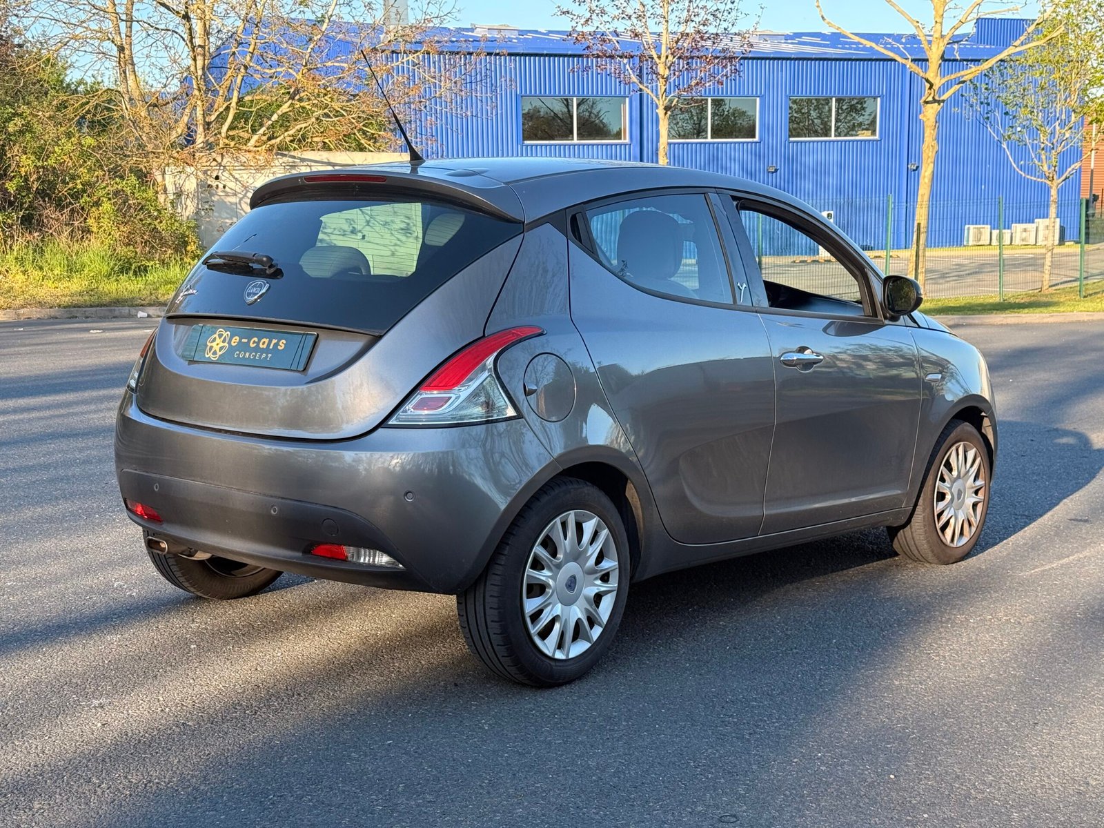 LANCIA Ypsilon 1.2 Stop&Start 69 cv finition platinium + 