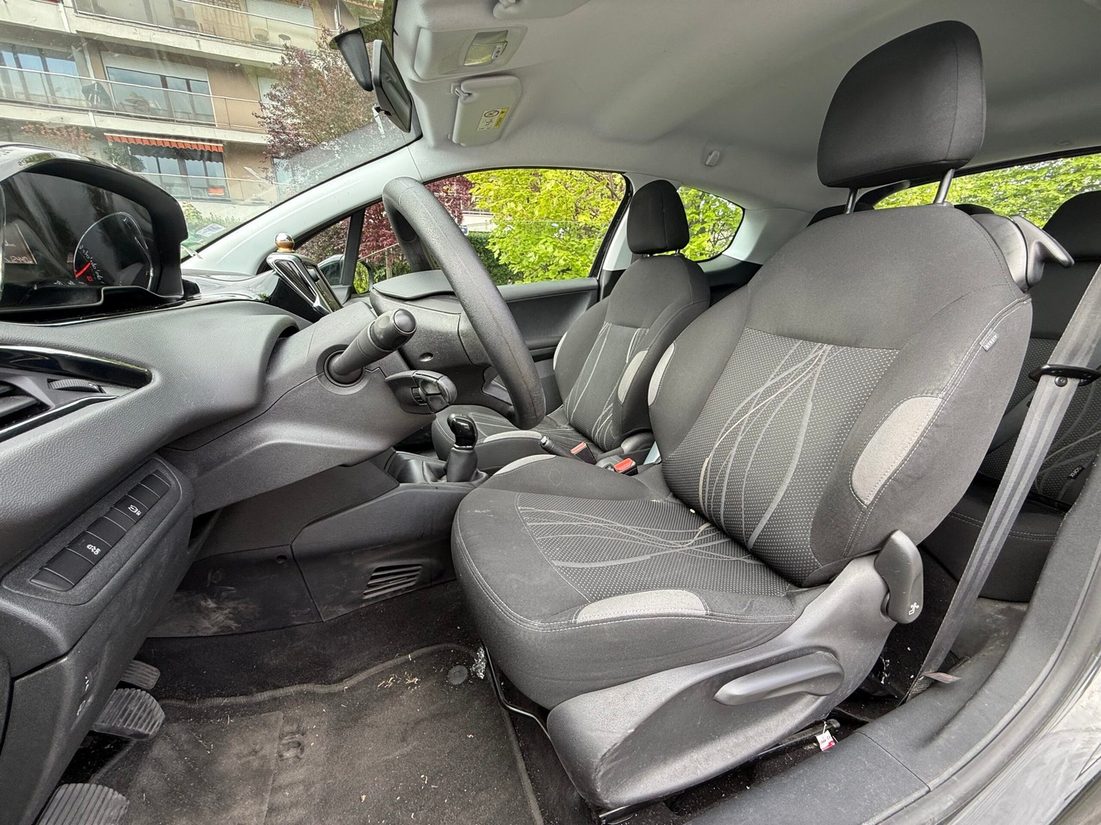 Peugeot 208 1.0 68ch active flexfuel