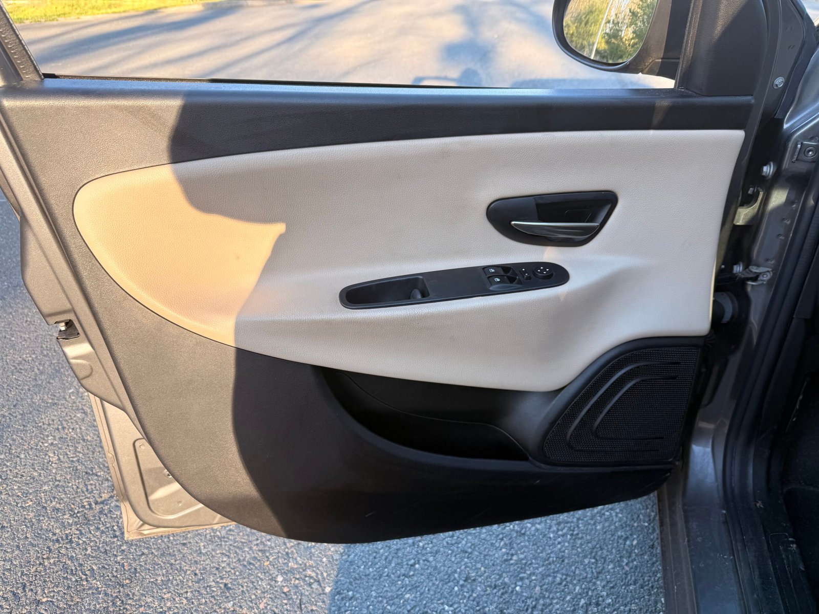 LANCIA Ypsilon 1.2 Stop&Start 69 cv finition platinium + 