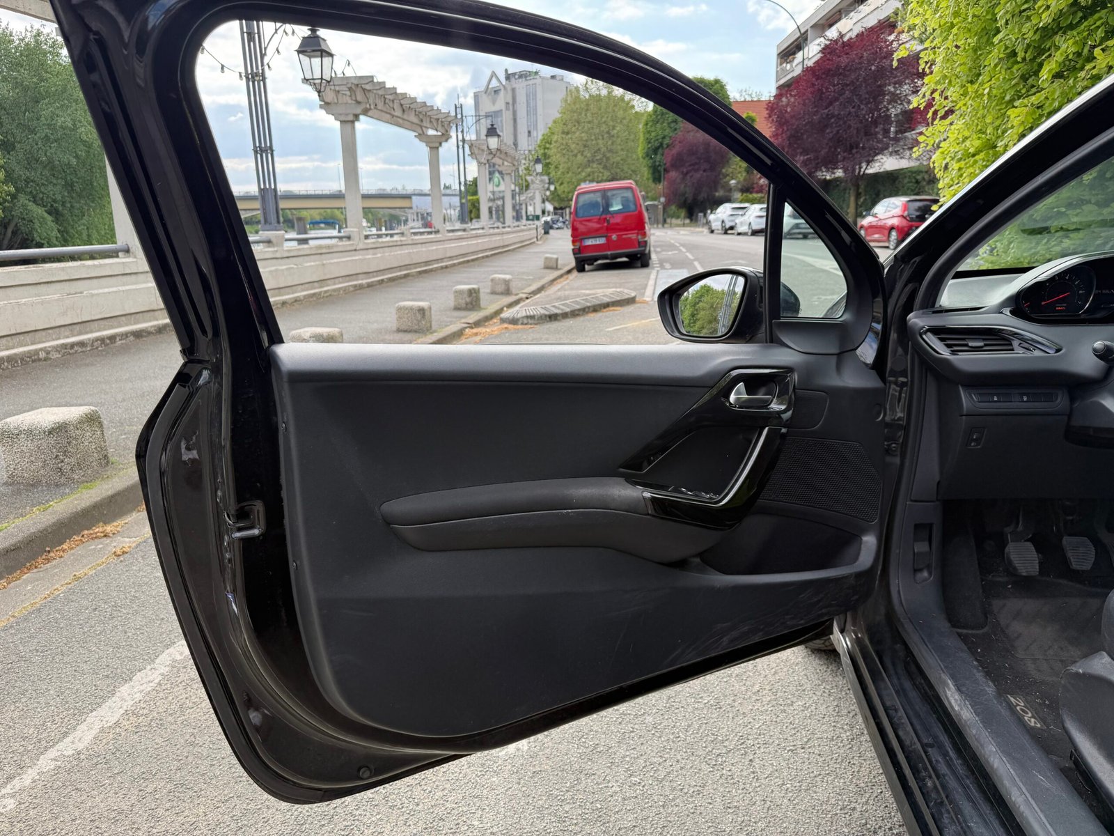 Peugeot 208 1.0 68ch active flexfuel