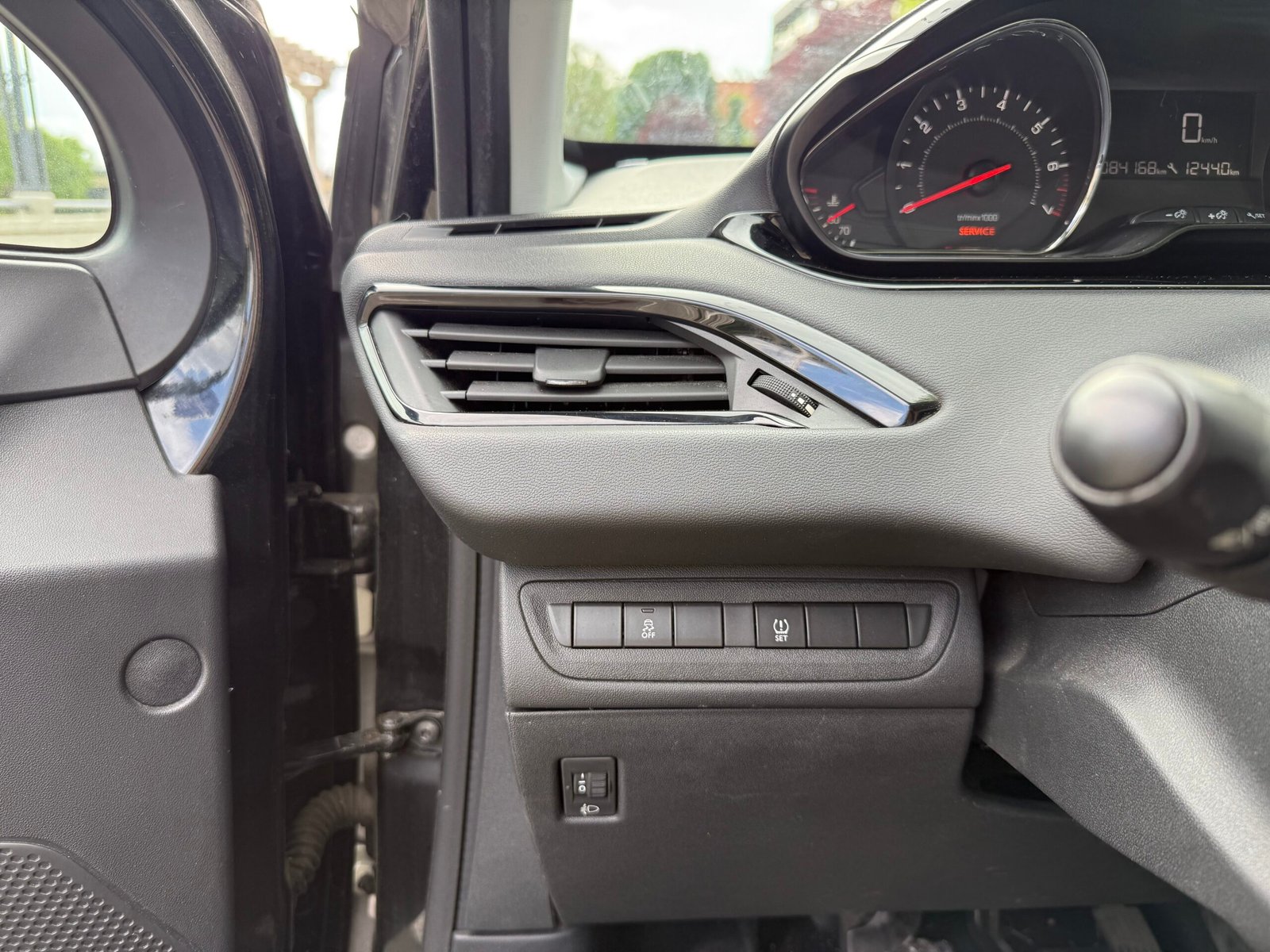 Peugeot 208 1.0 68ch active flexfuel