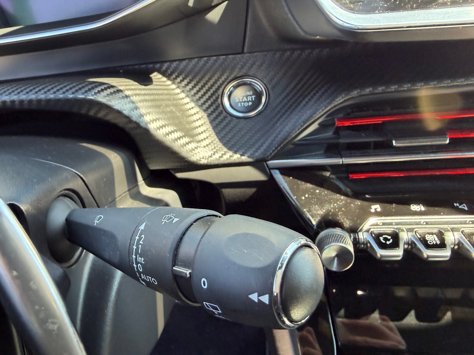 Peugeot 308 GT LINE automatique 1,2 puretech 130ch