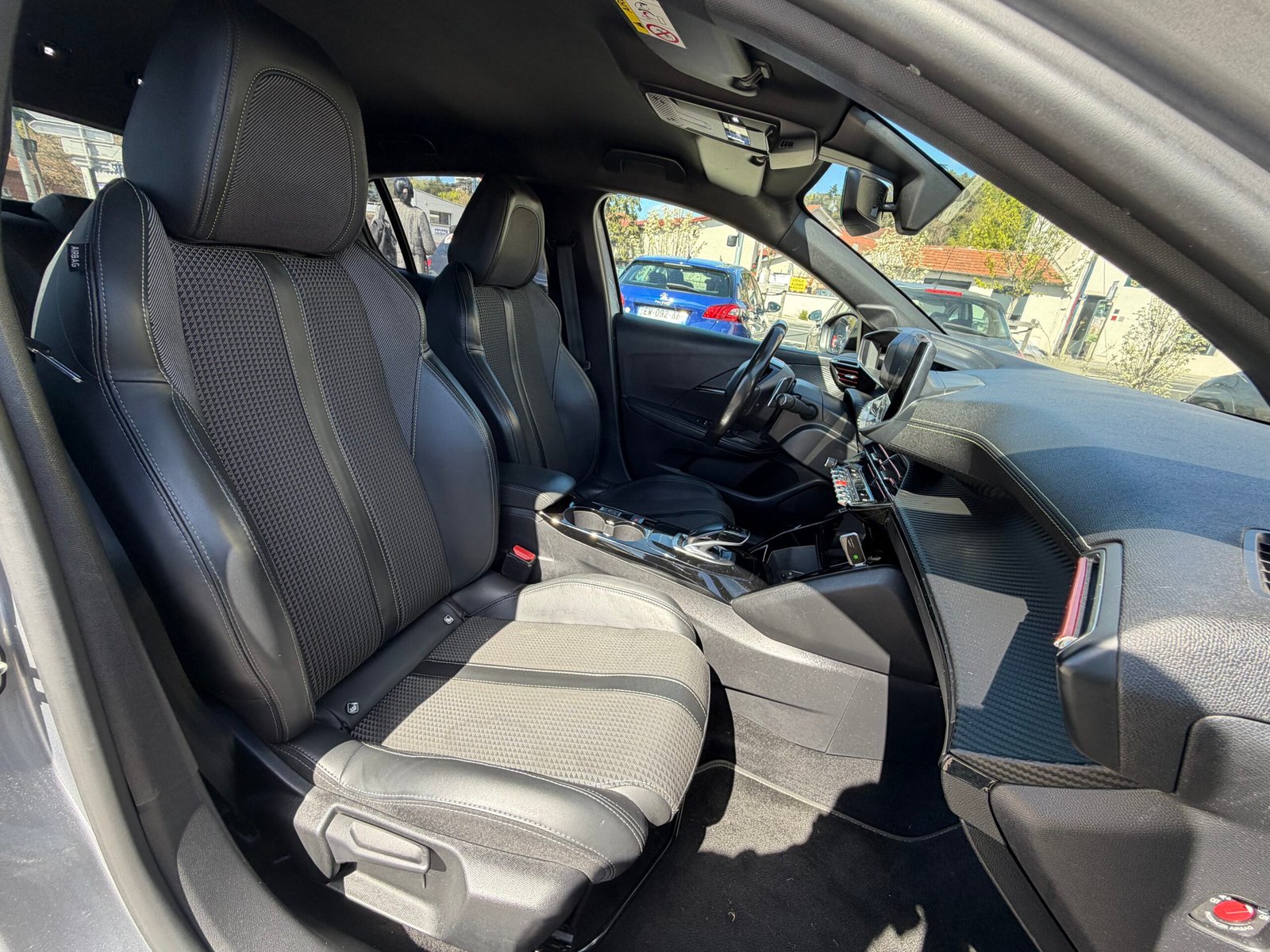 Peugeot 308 GT LINE automatique 1,2 puretech 130ch