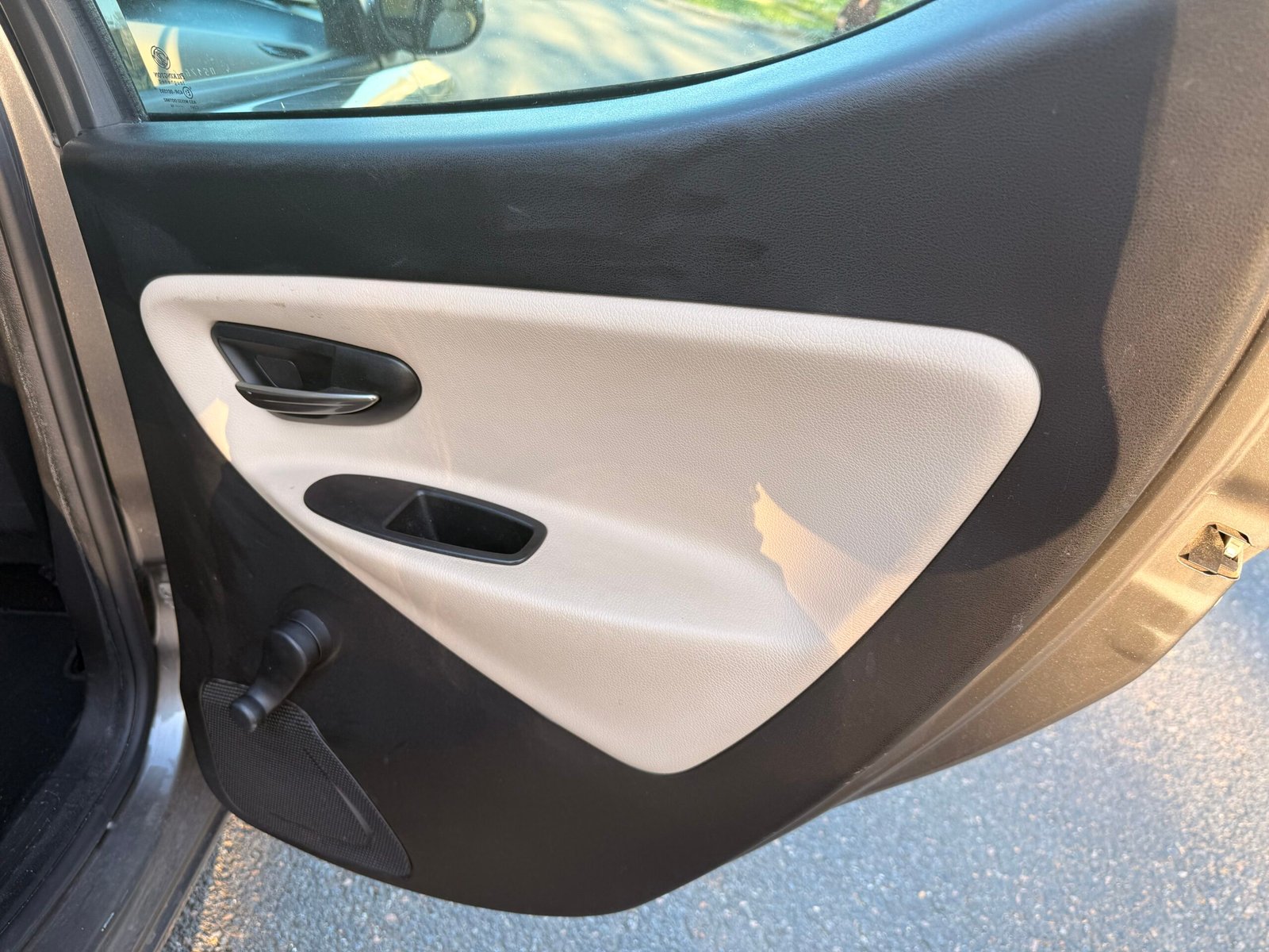 LANCIA Ypsilon 1.2 Stop&Start 69 cv finition platinium + 