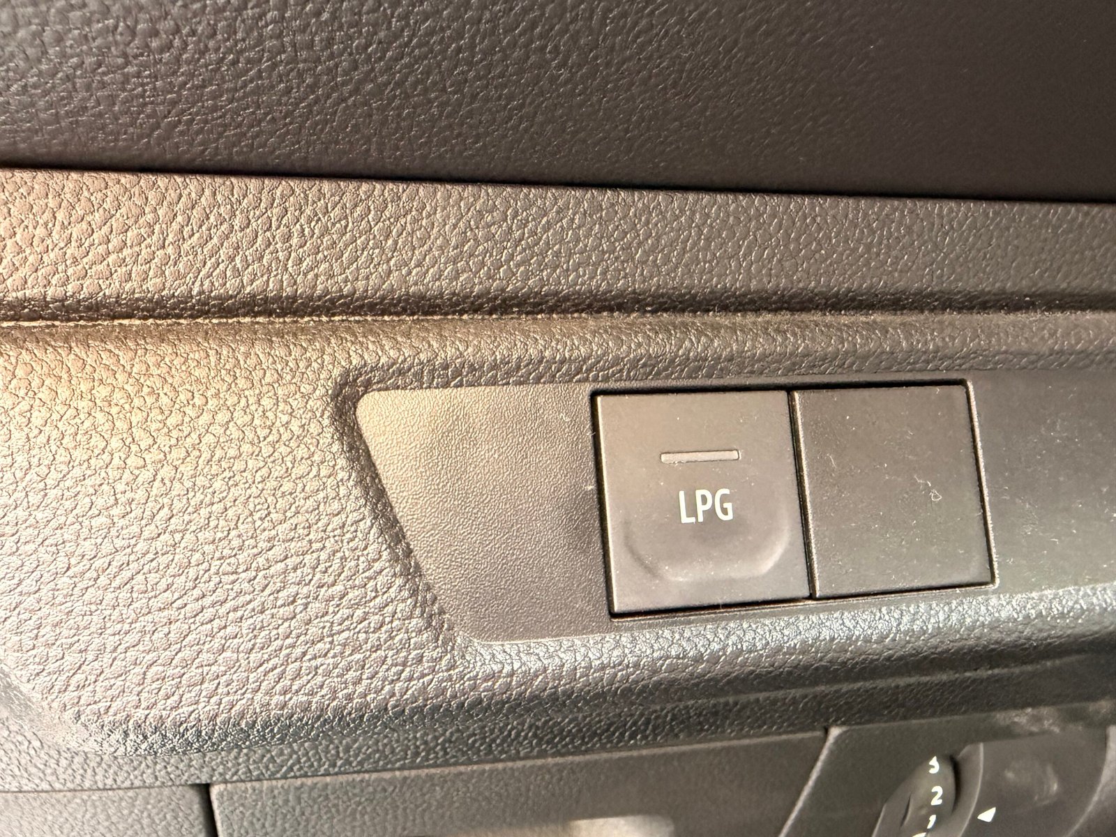 DACIA Sandero – III Stepway ECO-G 1.0 TCe 12V GPL BVM6 100 cv Expression +