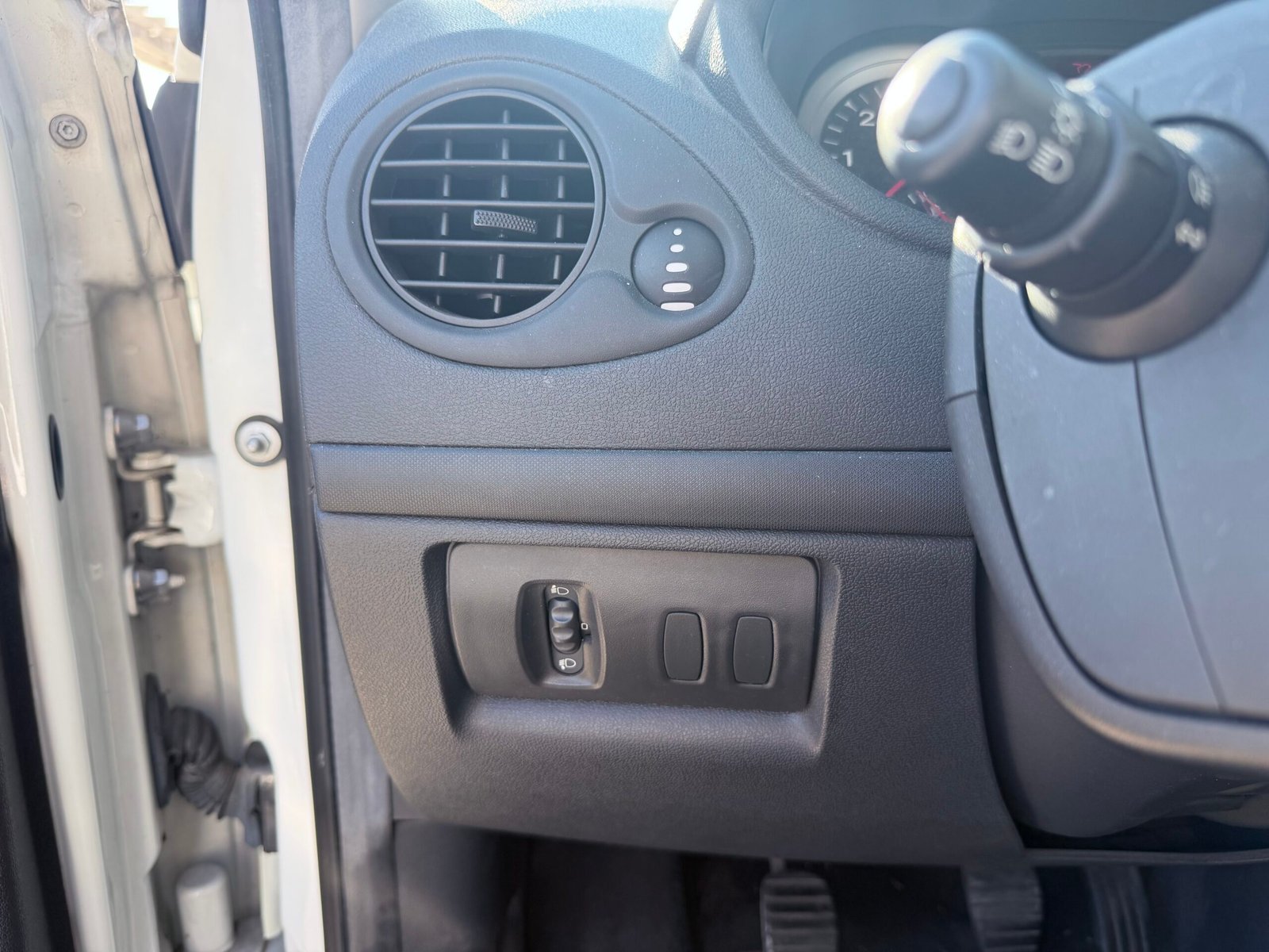 Renault Clio 3 1.5 dci 75