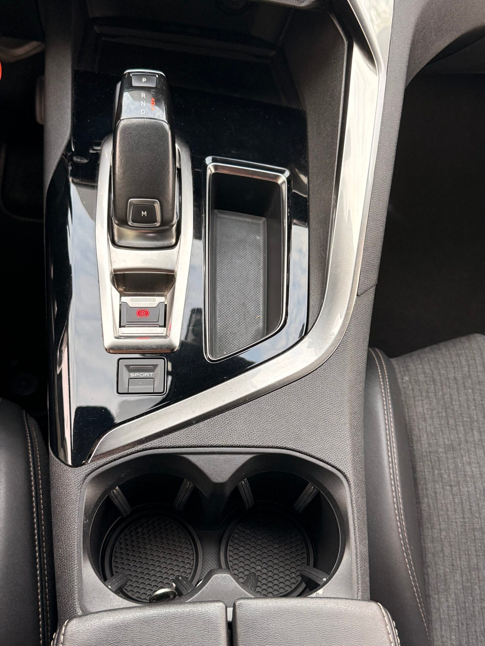 PEUGEOT 5008 II GT Line 1.5 BlueHDi EAT8 S&S 130 cv Boîte auto