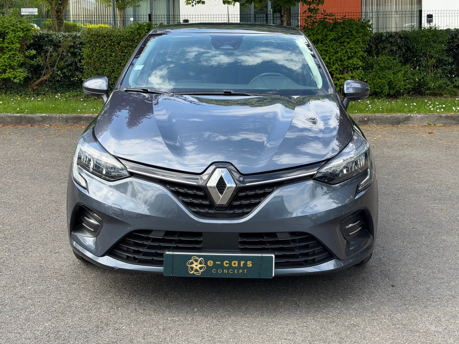 RENAULT Clio V 5 Portes E-TECH 1.6 140 Hybrid Buisness 1ÈRE MAIN