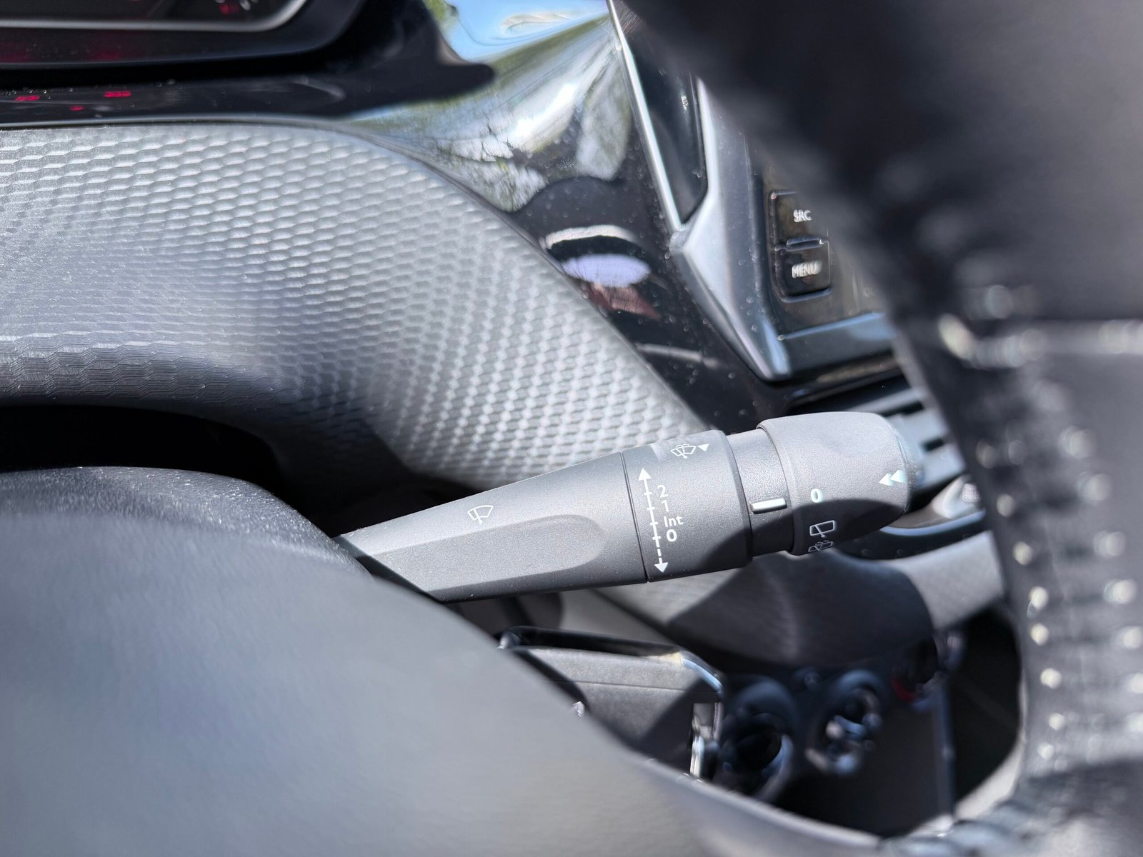 Peugeot 2008 style 1.2 essence 82ch