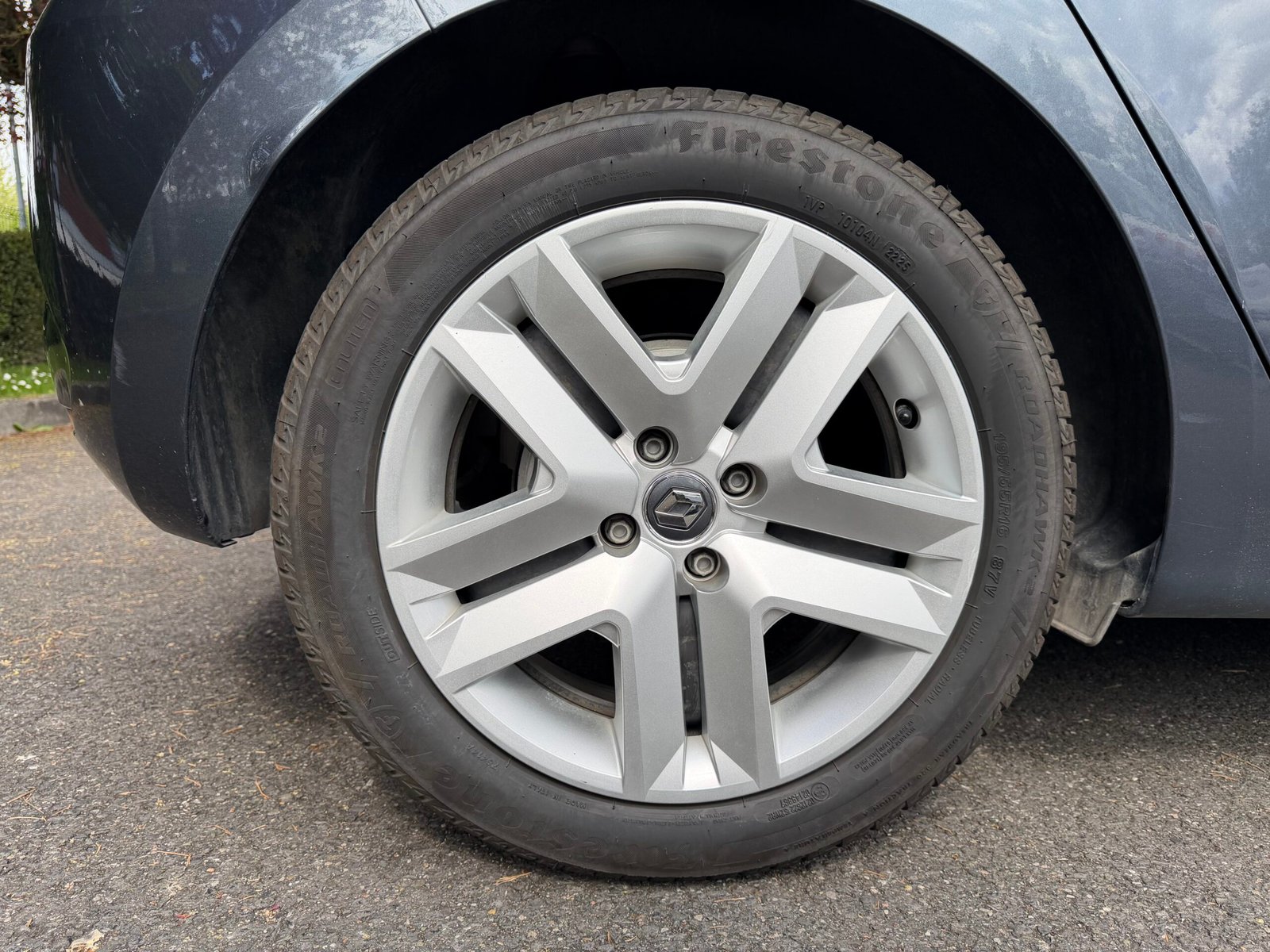 RENAULT Clio V 5 Portes E-TECH 1.6 140 Hybrid Buisness 1ÈRE MAIN