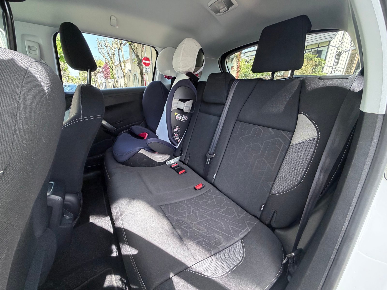 Peugeot 2008 style 1.2 essence 82ch