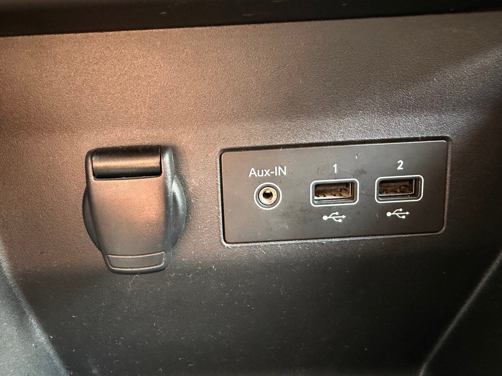 RENAULT Clio V 5 Portes E-TECH 1.6 140 Hybrid Buisness 1ÈRE MAIN