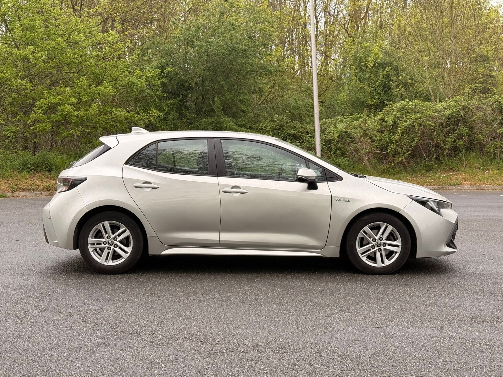 TOYOTA Corolla 1.8 VVT-i GPS 122 CVT Boîte auto / Dynamic Business