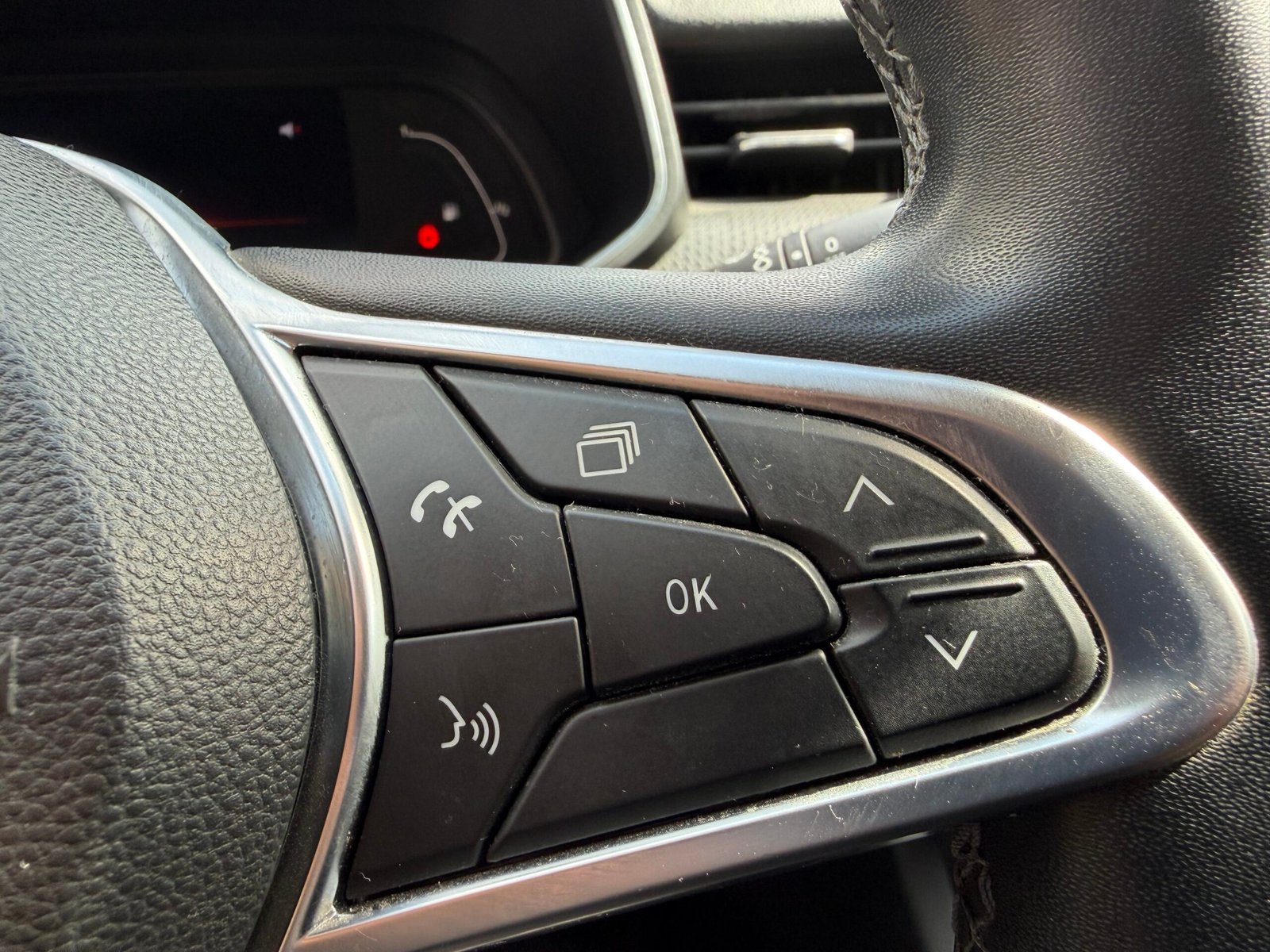 RENAULT Clio V 5 Portes E-TECH 1.6 140 Hybrid Buisness 1ÈRE MAIN