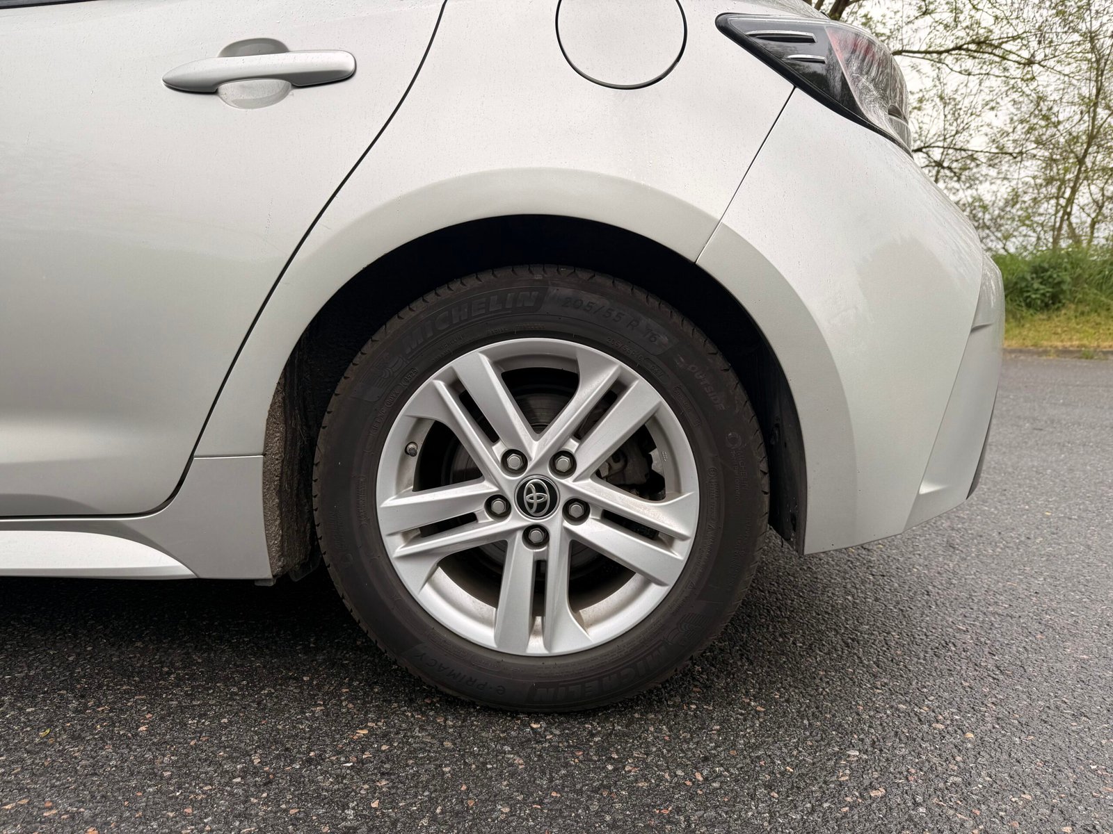 TOYOTA Corolla 1.8 VVT-i GPS 122 CVT Boîte auto / Dynamic Business