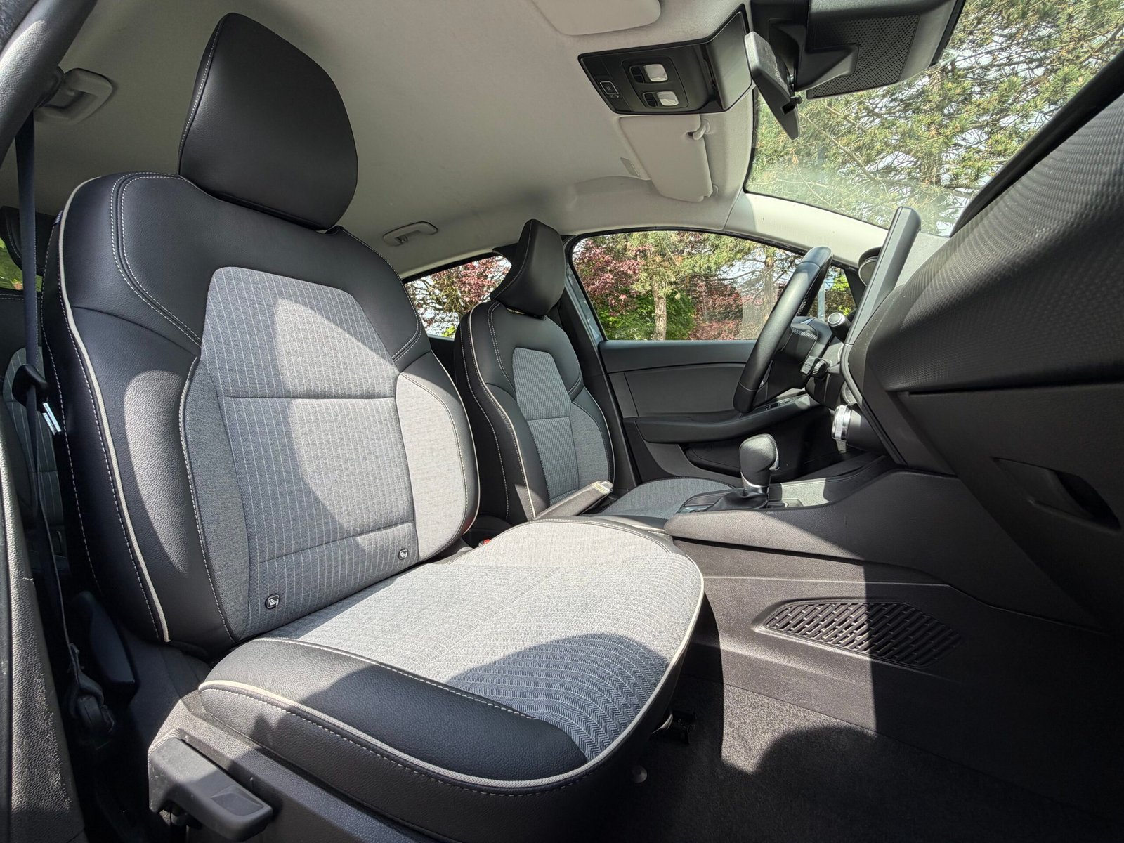 RENAULT Clio V 5 Portes E-TECH 1.6 140 Hybrid Buisness 1ÈRE MAIN