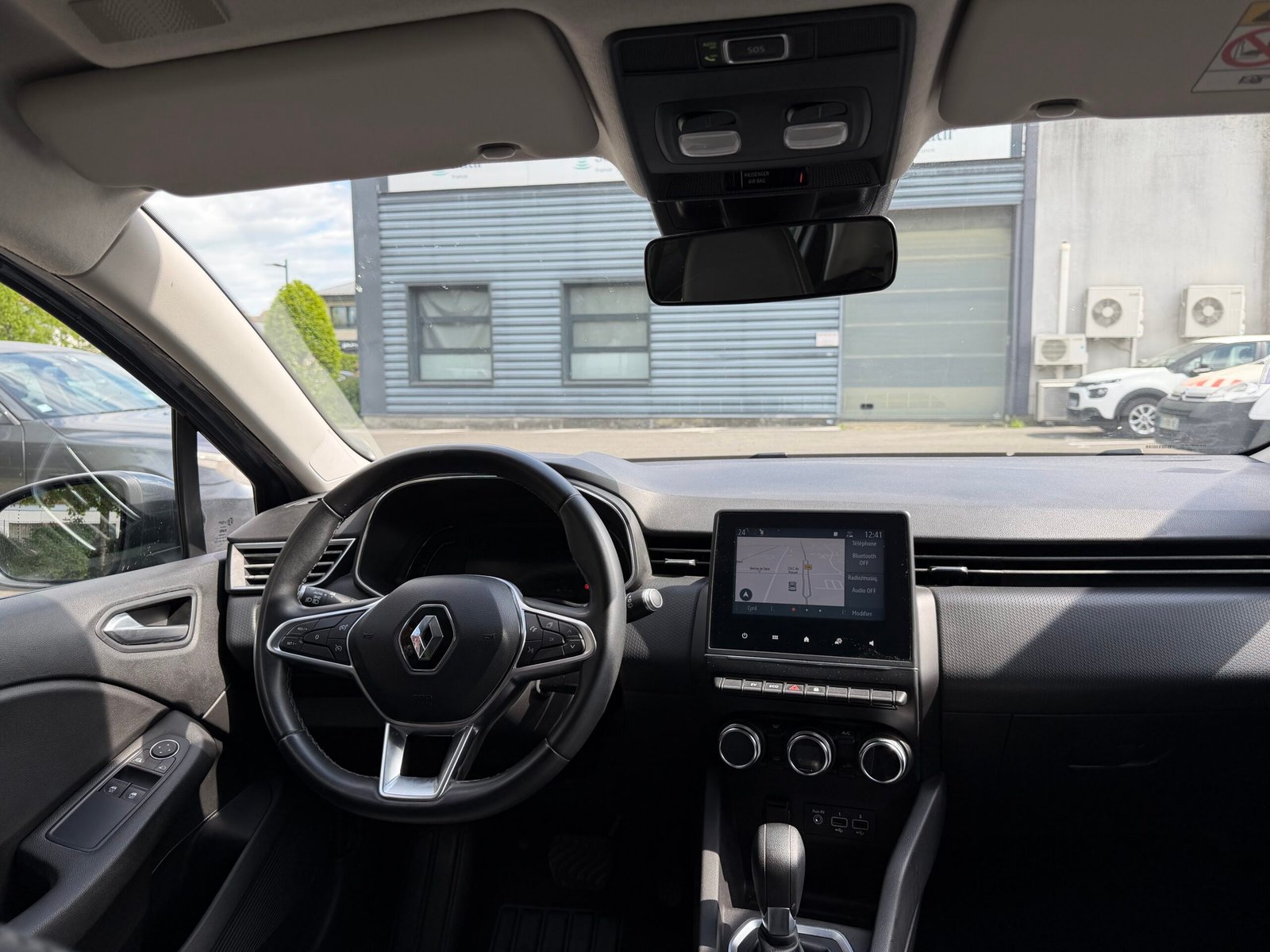 RENAULT Clio V 5 Portes E-TECH 1.6 140 Hybrid Buisness 1ÈRE MAIN