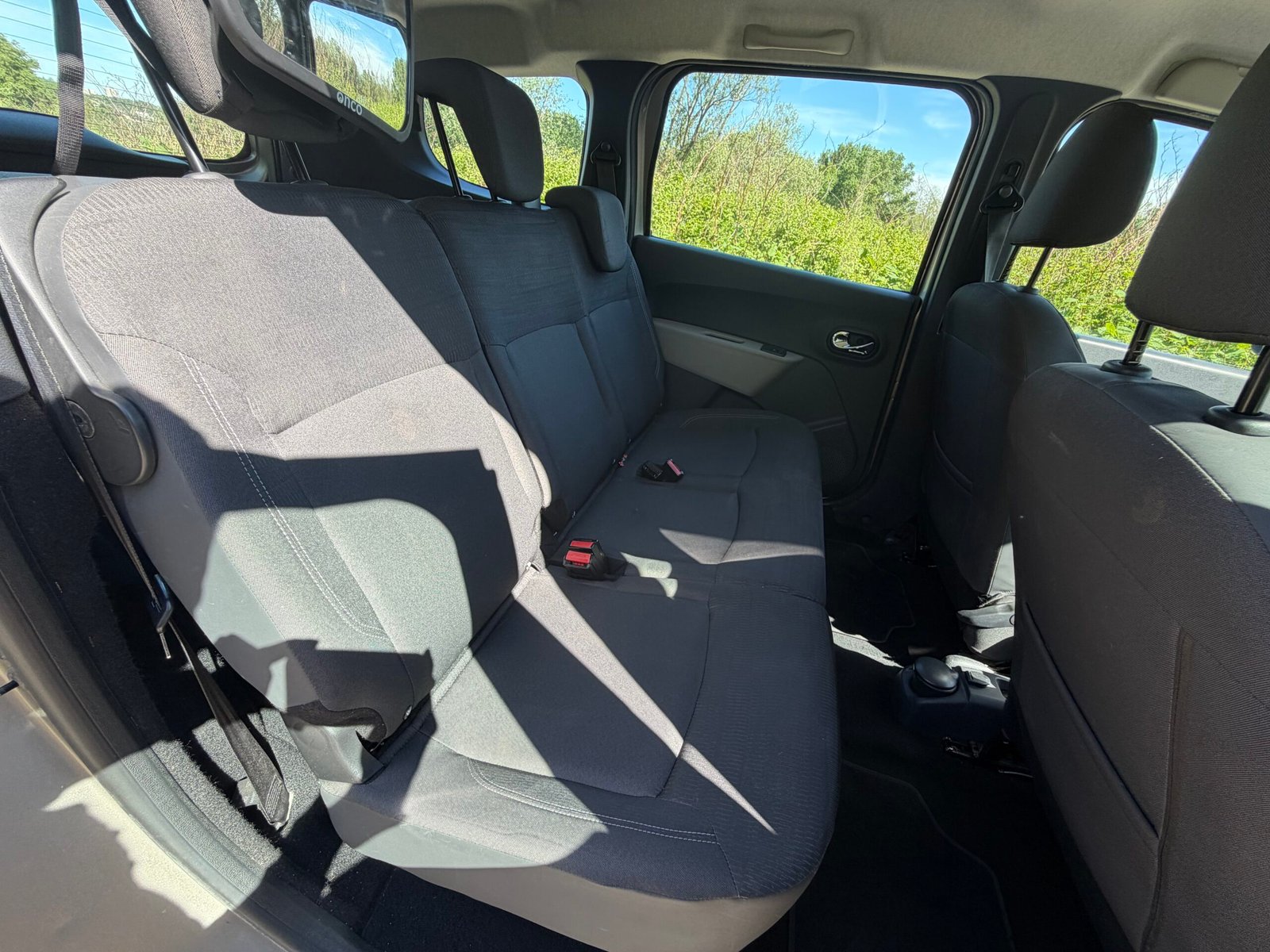 DACIA Lodgy Berline 1.5 dci 107ch