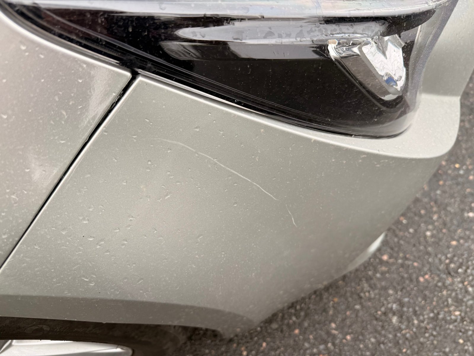 TOYOTA Corolla 1.8 VVT-i GPS 122 CVT Boîte auto / Dynamic Business