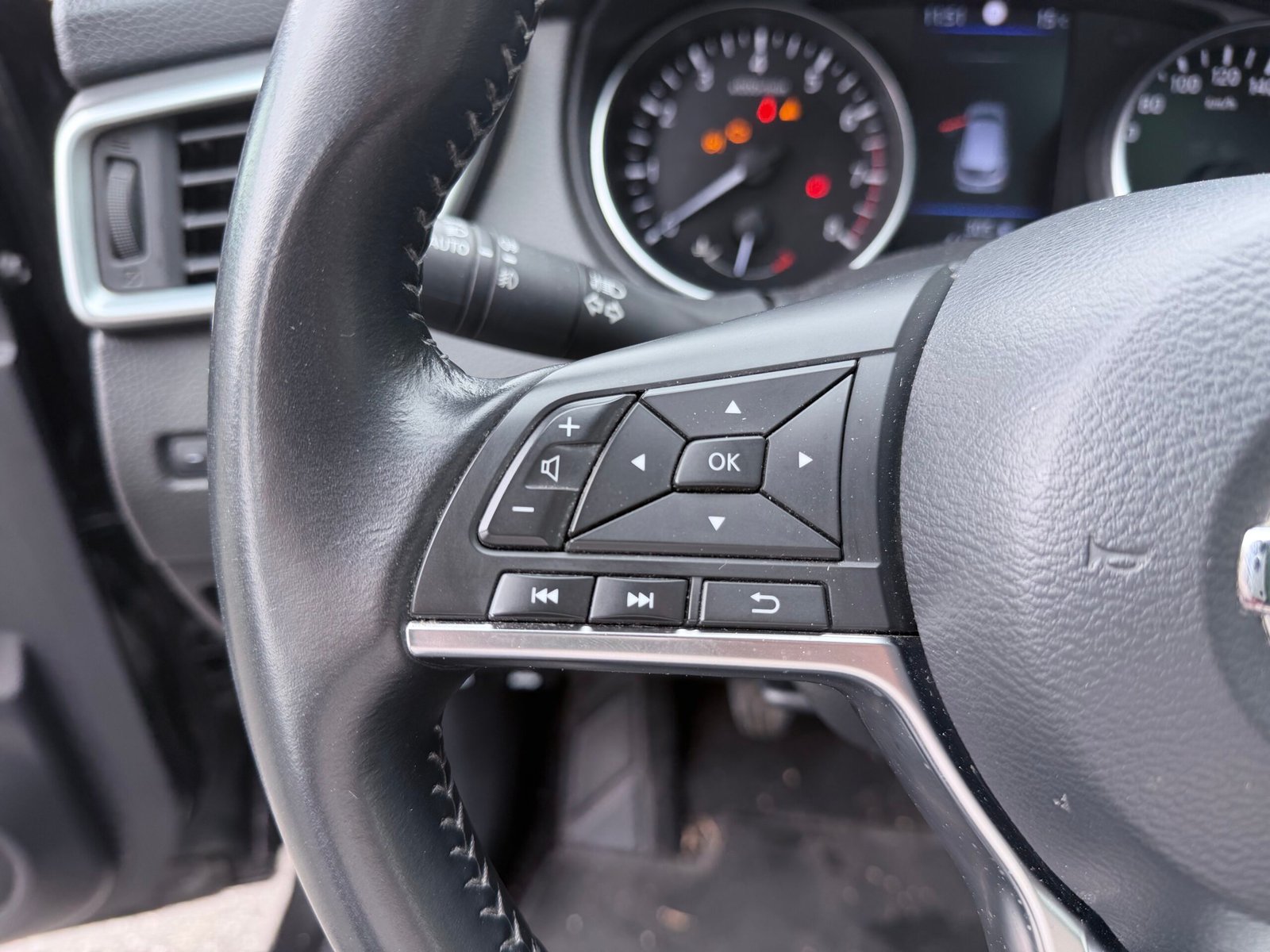 Nissan Qashqai Tekna+ 1.3 essence 140ch