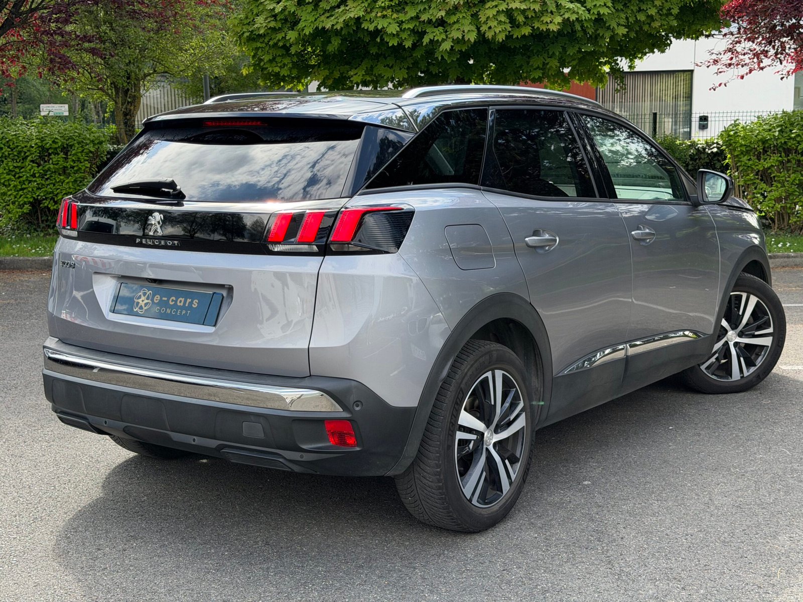PEUGEOT 3008 II 1.5 BlueHDi EAT8 S&S 130 cv Boîte auto ALLURE