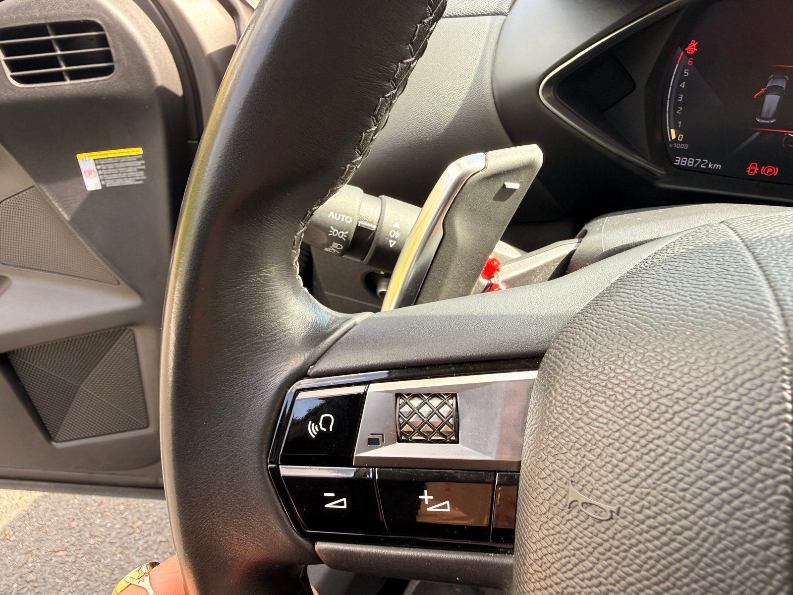 DS DS3 Crossback Grand Chic 1.2 THP Puretech EAT8 S&S 131 cv Boîte auto