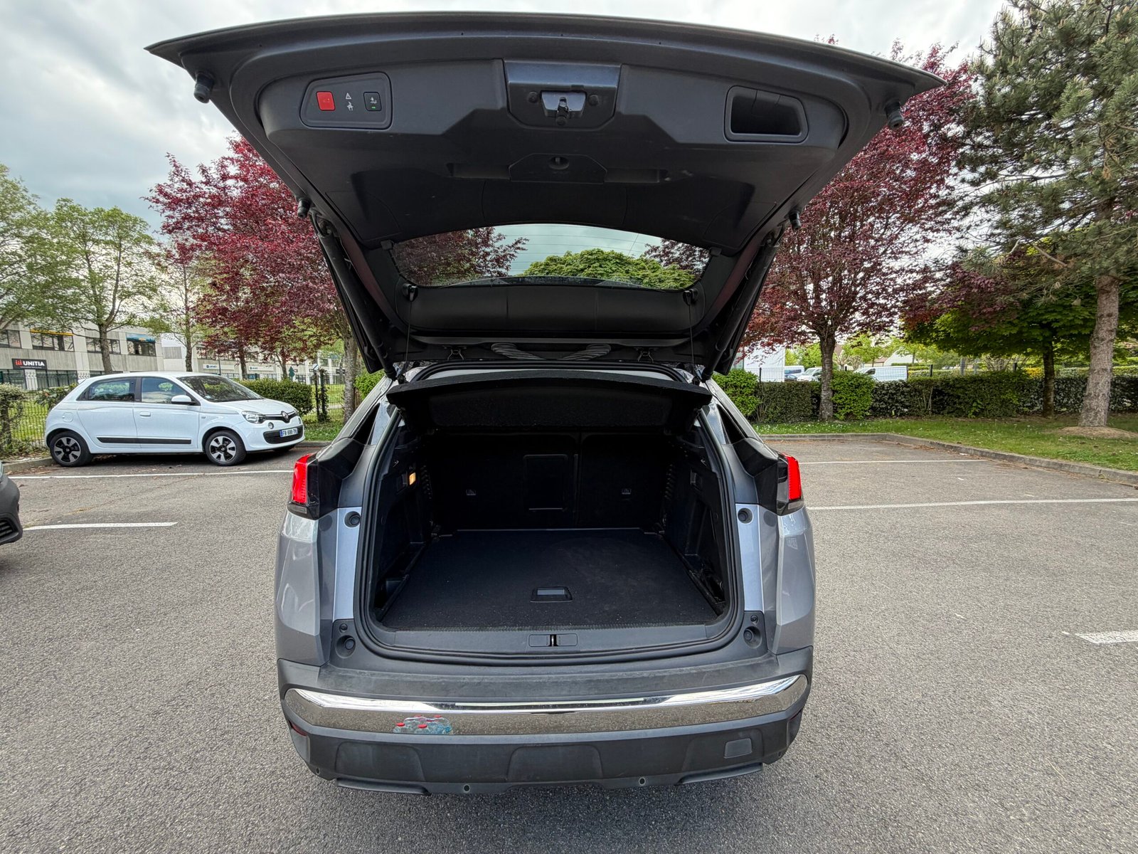 PEUGEOT 3008 II 1.5 BlueHDi EAT8 S&S 130 cv Boîte auto ALLURE