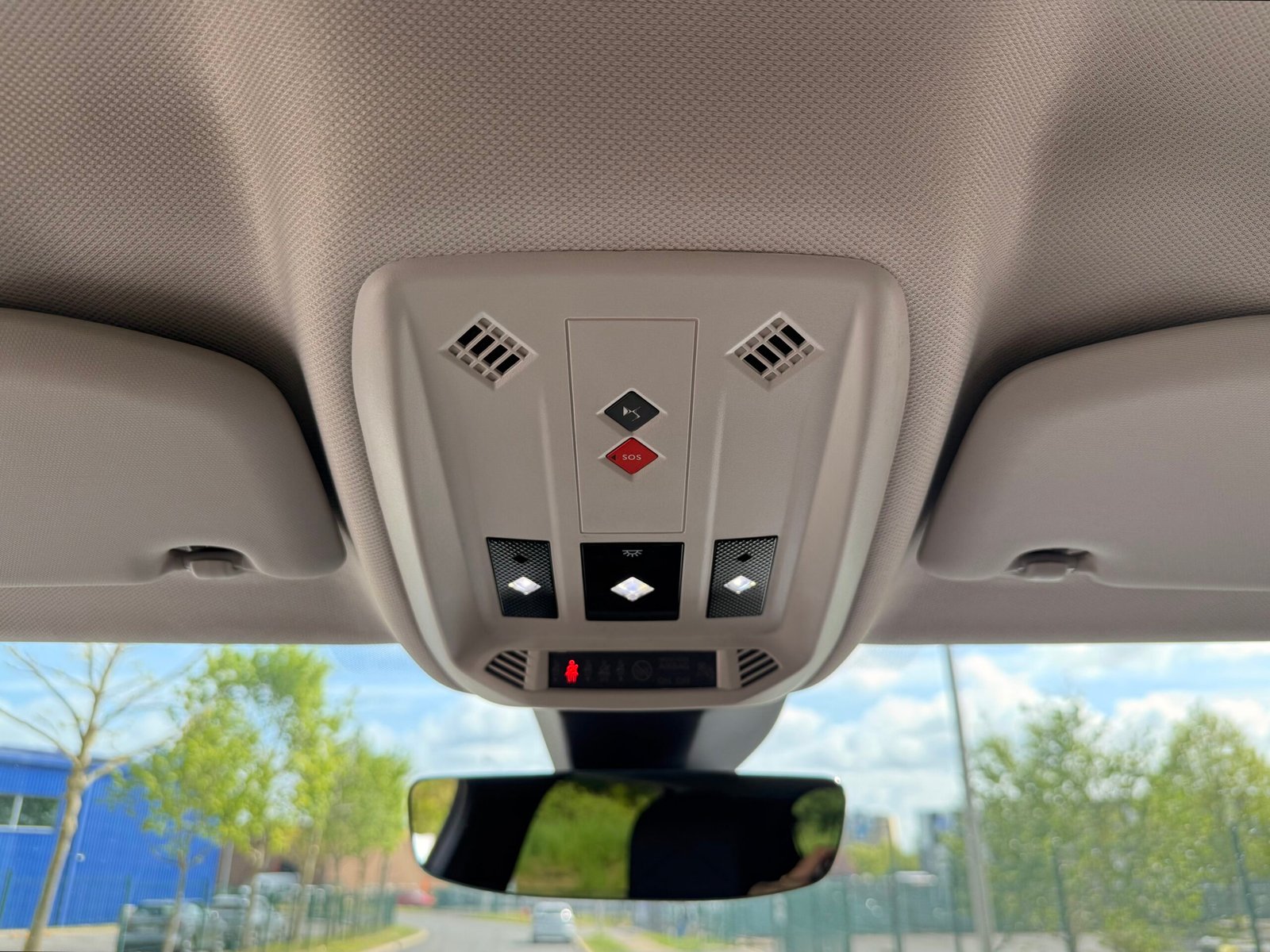 DS DS3 Crossback Grand Chic 1.2 THP Puretech EAT8 S&S 131 cv Boîte auto