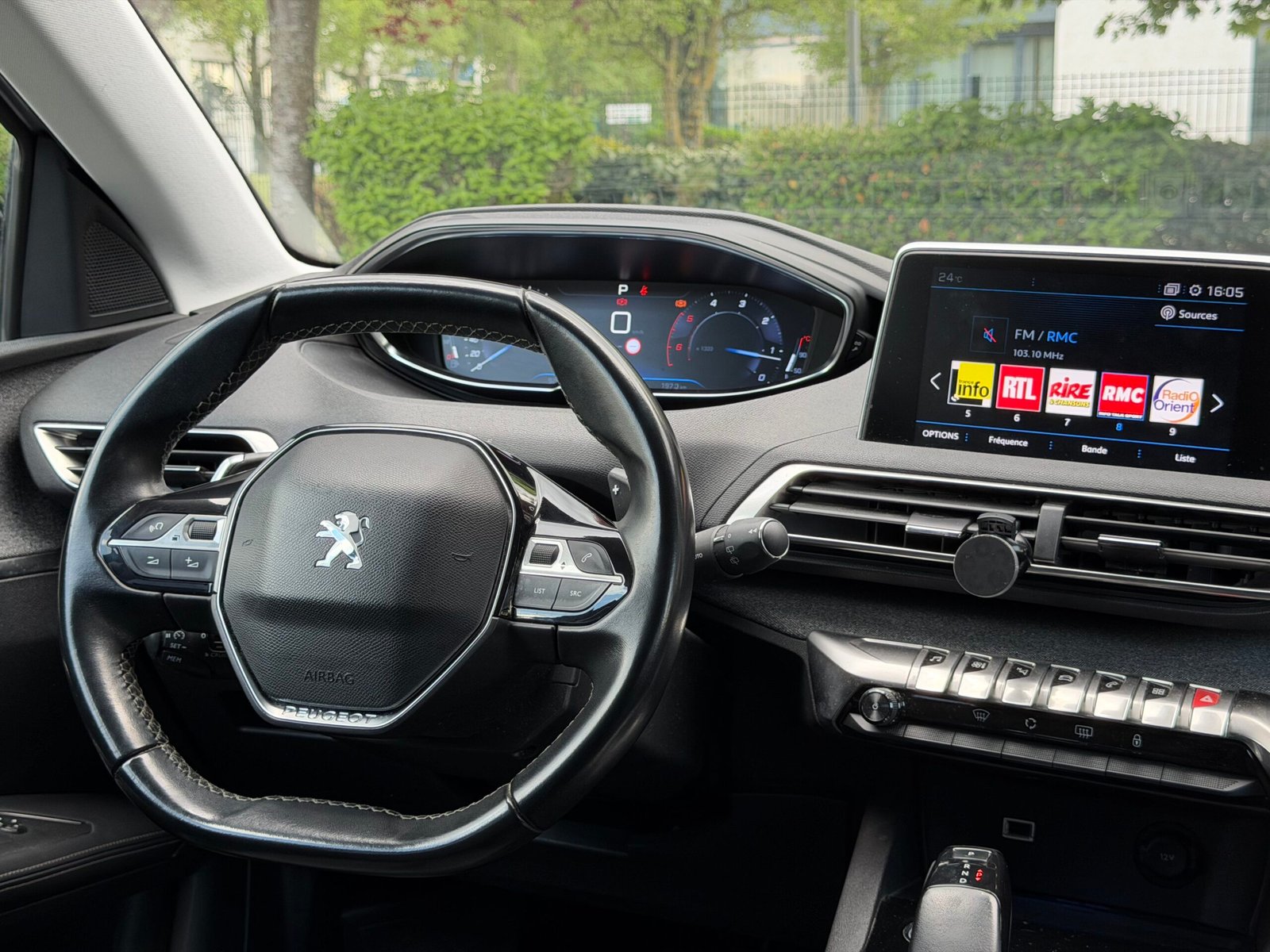 PEUGEOT 3008 II 1.5 BlueHDi EAT8 S&S 130 cv Boîte auto ALLURE