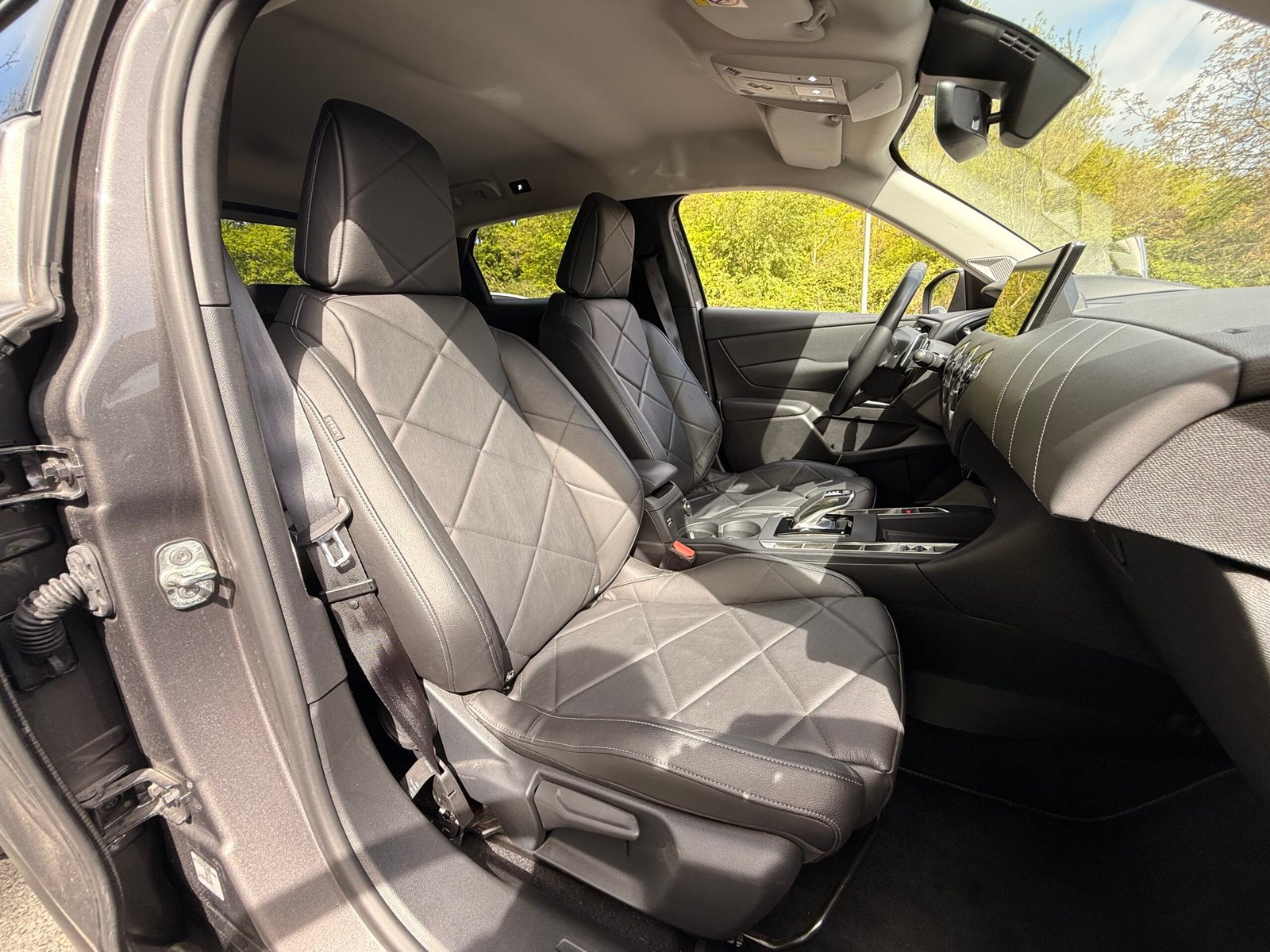 DS DS3 Crossback Grand Chic 1.2 THP Puretech EAT8 S&S 131 cv Boîte auto