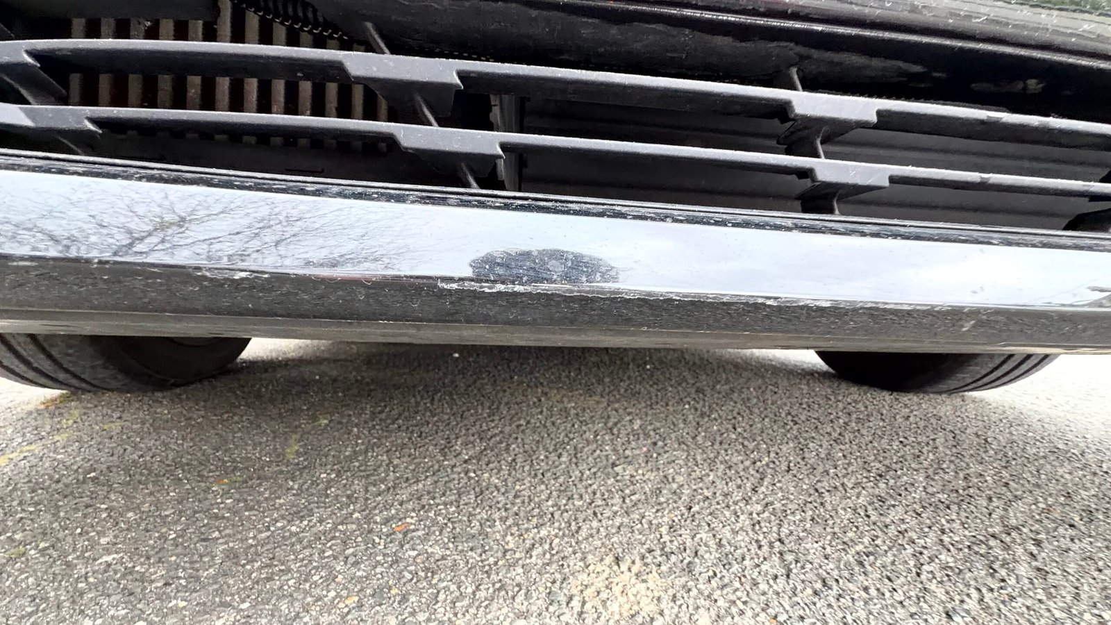 Peugeot 208 allure boîte automatique 1.2 essence 130