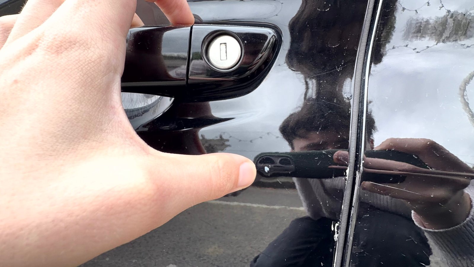 Peugeot 208 allure boîte automatique 1.2 essence 130