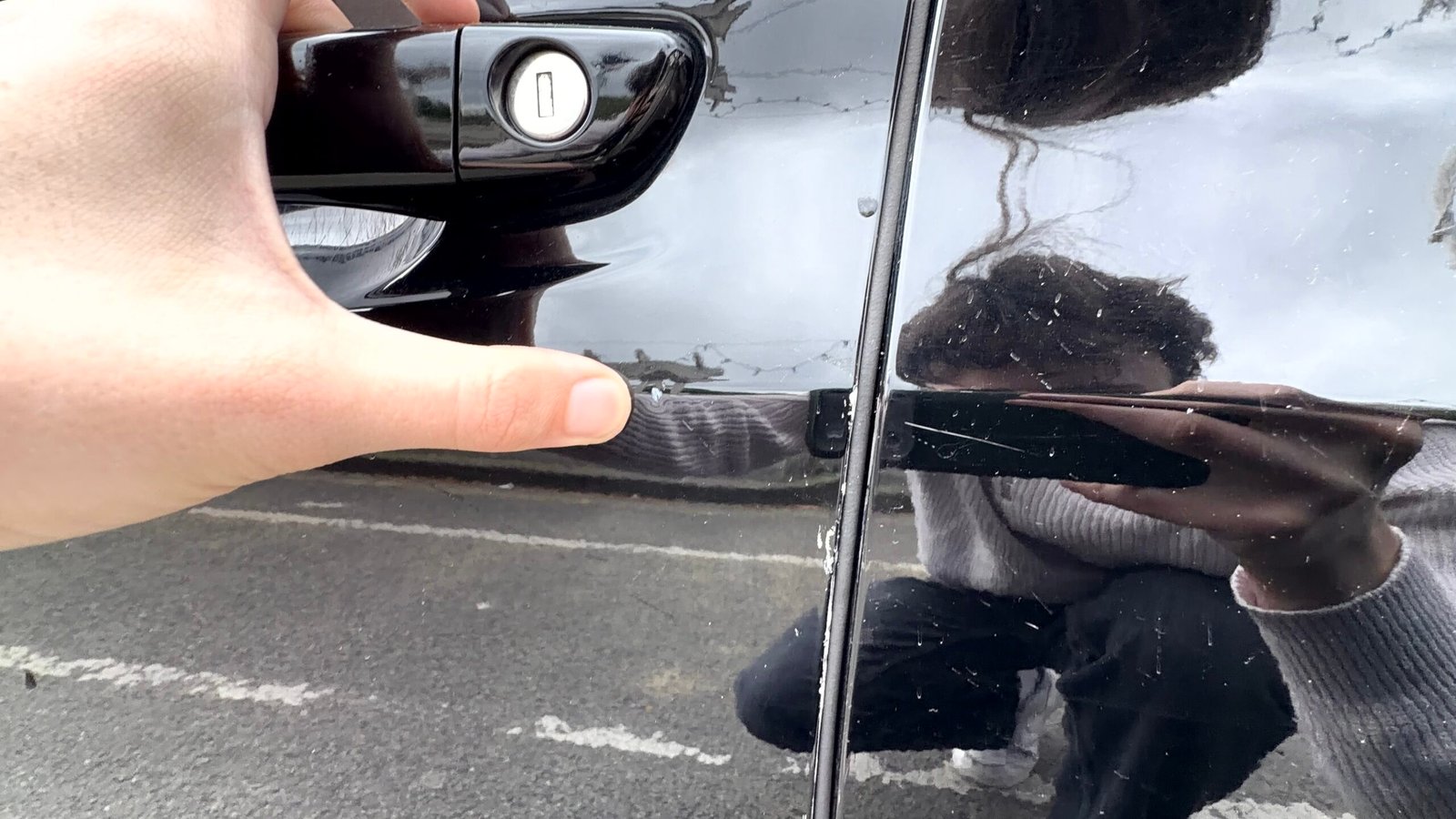 Peugeot 208 allure boîte automatique 1.2 essence 130