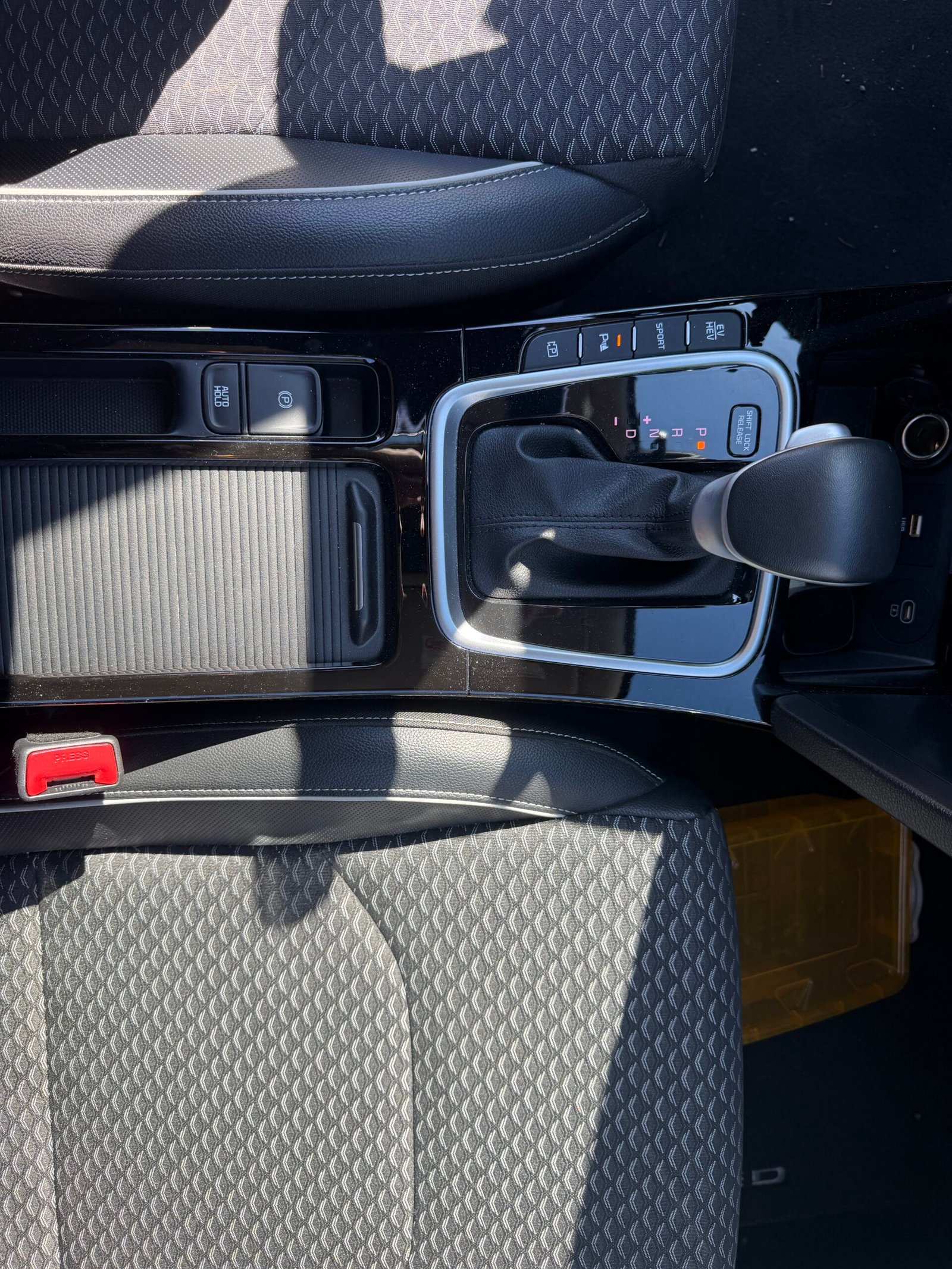 Kia XCeed phase 2 1,6 GDI Hybride DCT6 105ch automatique