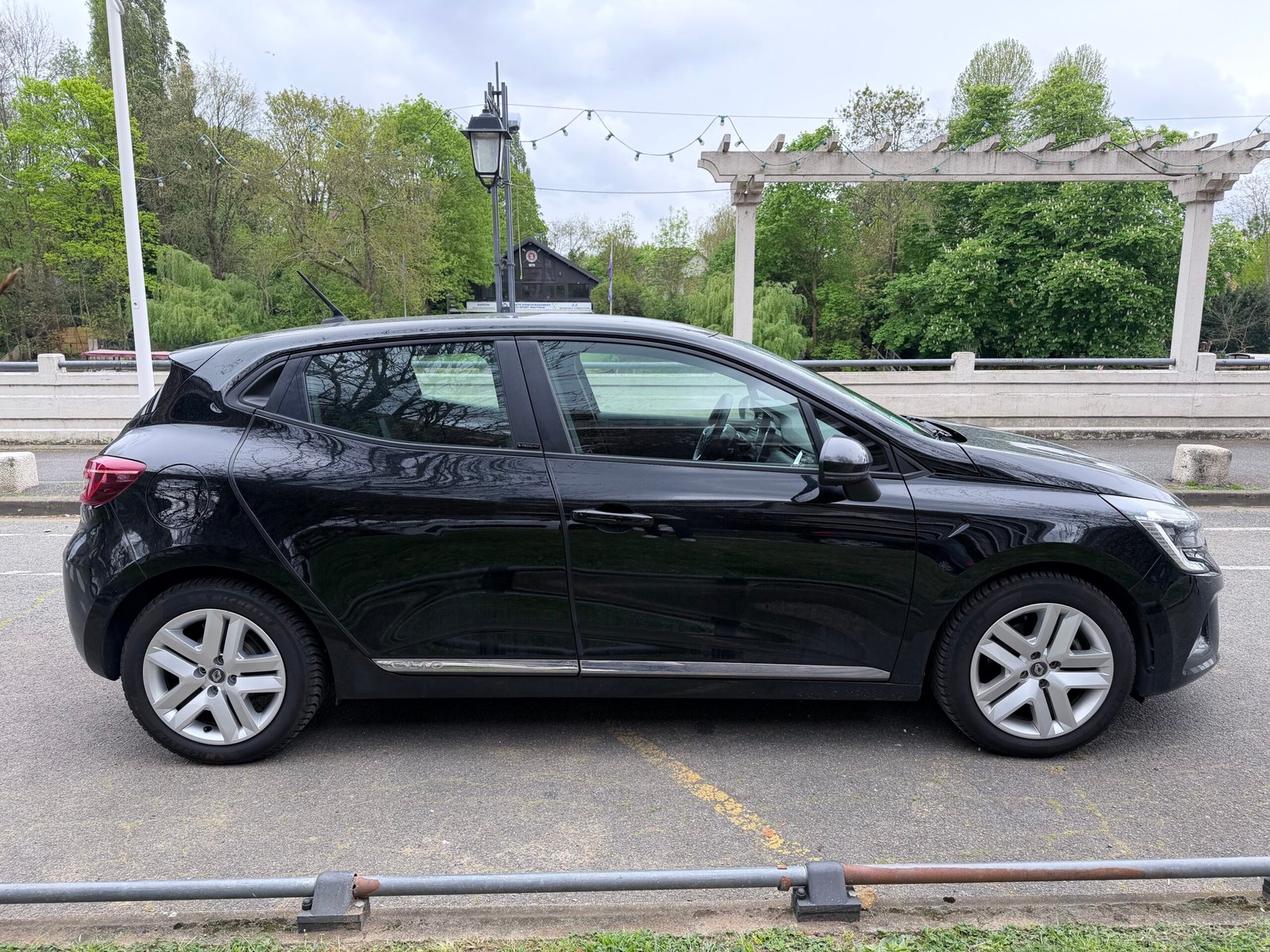 Renault Clio 5 Business 1.6 Hybride 140ch