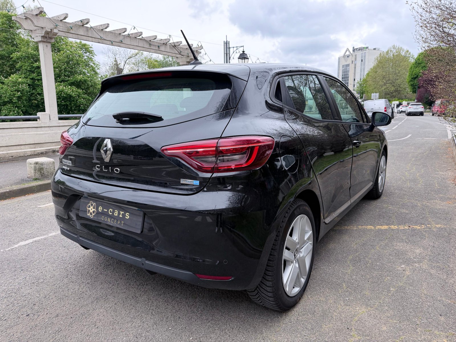 Renault Clio 5 Business 1.6 Hybride 140ch